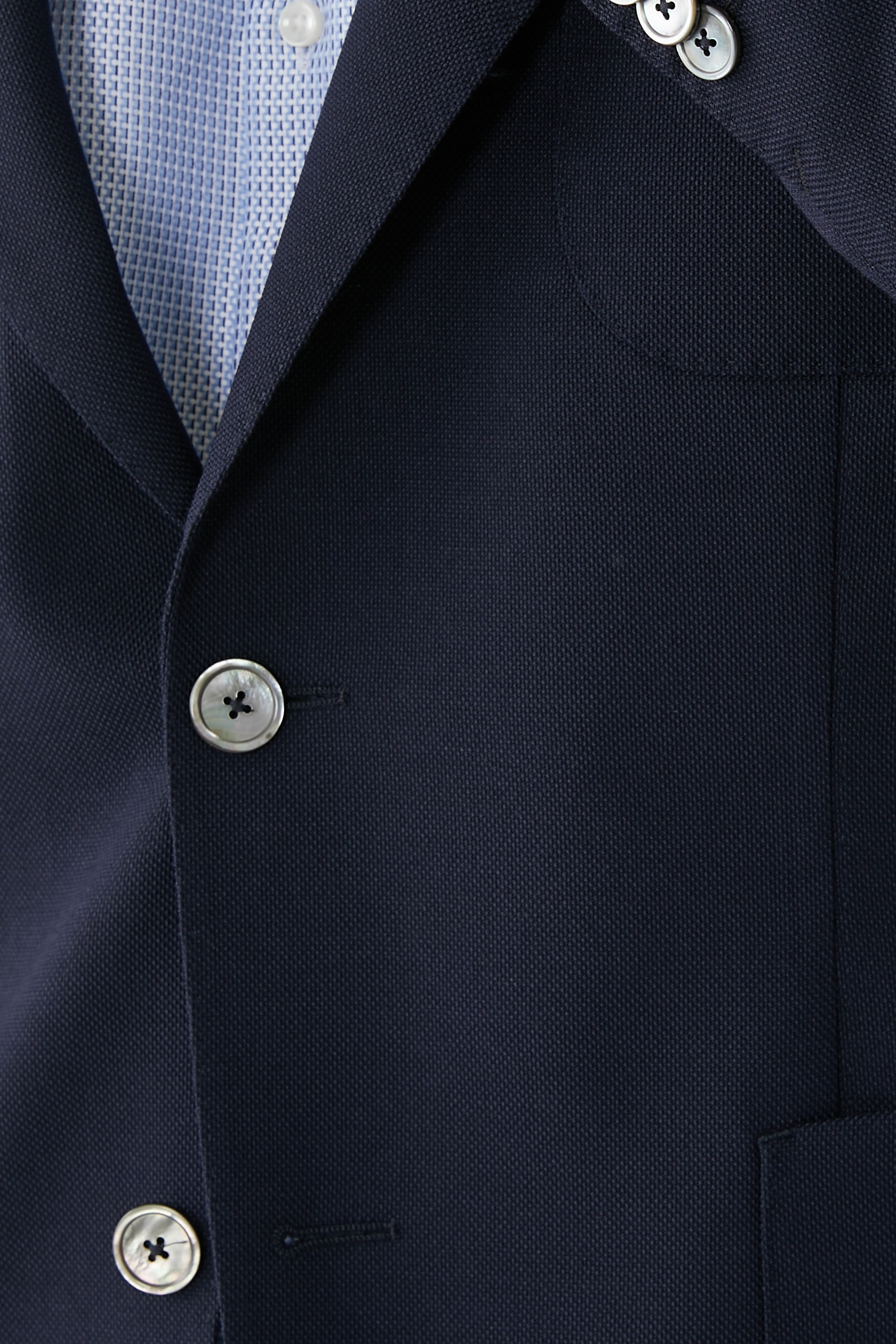 بدلة بقصة ضيقة 3 قطع