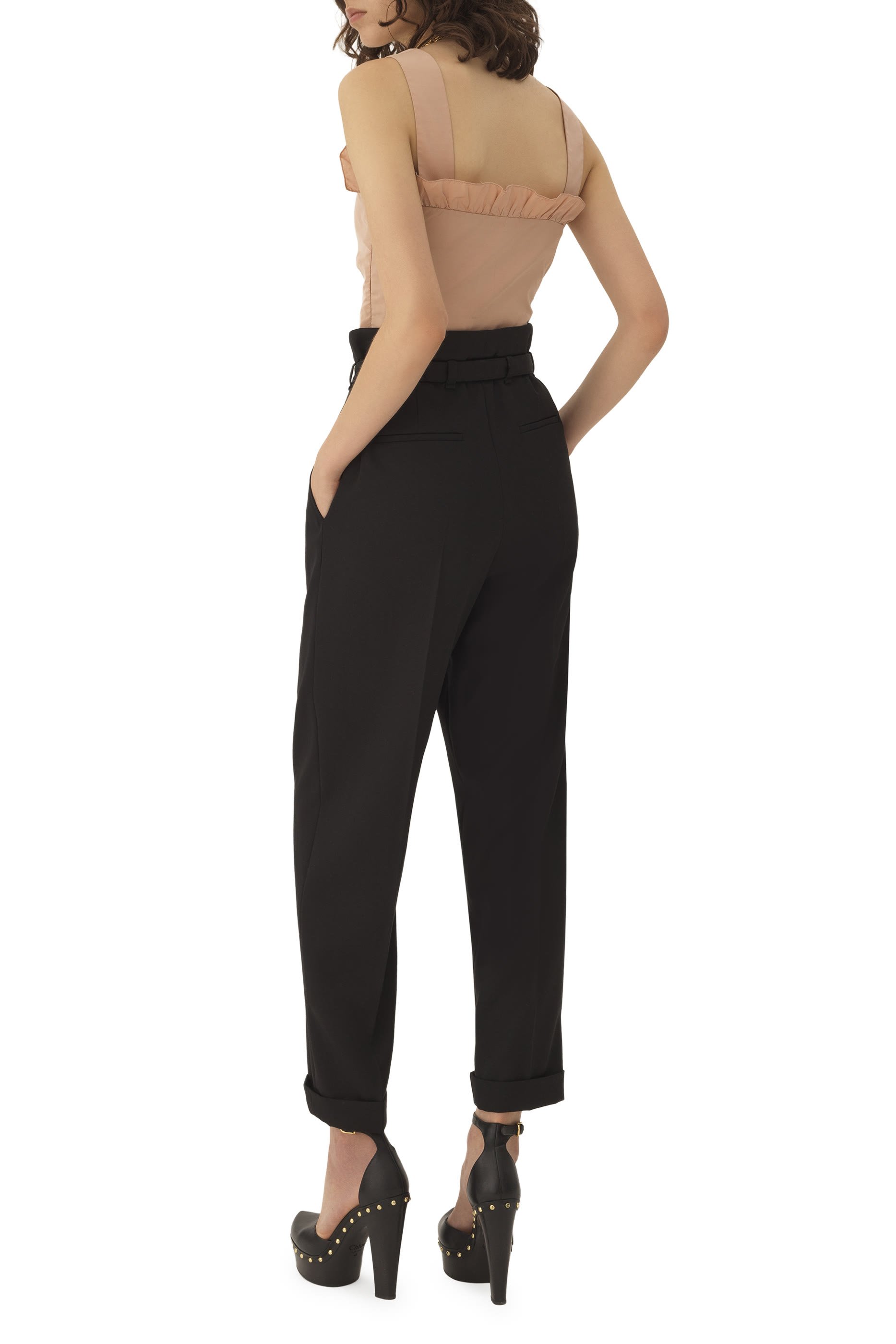 بنطال بخصر مرتفع وقصة ساق واسعة 