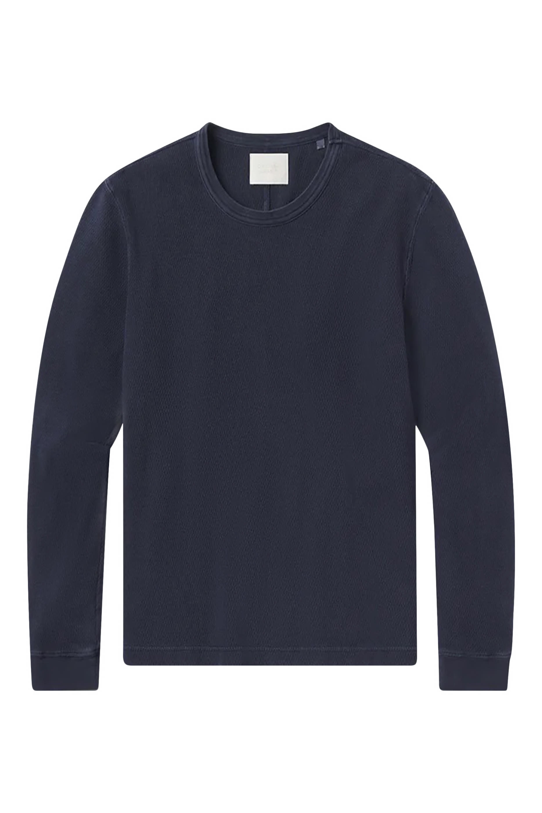 كنزة بياقة ضيقة وافل