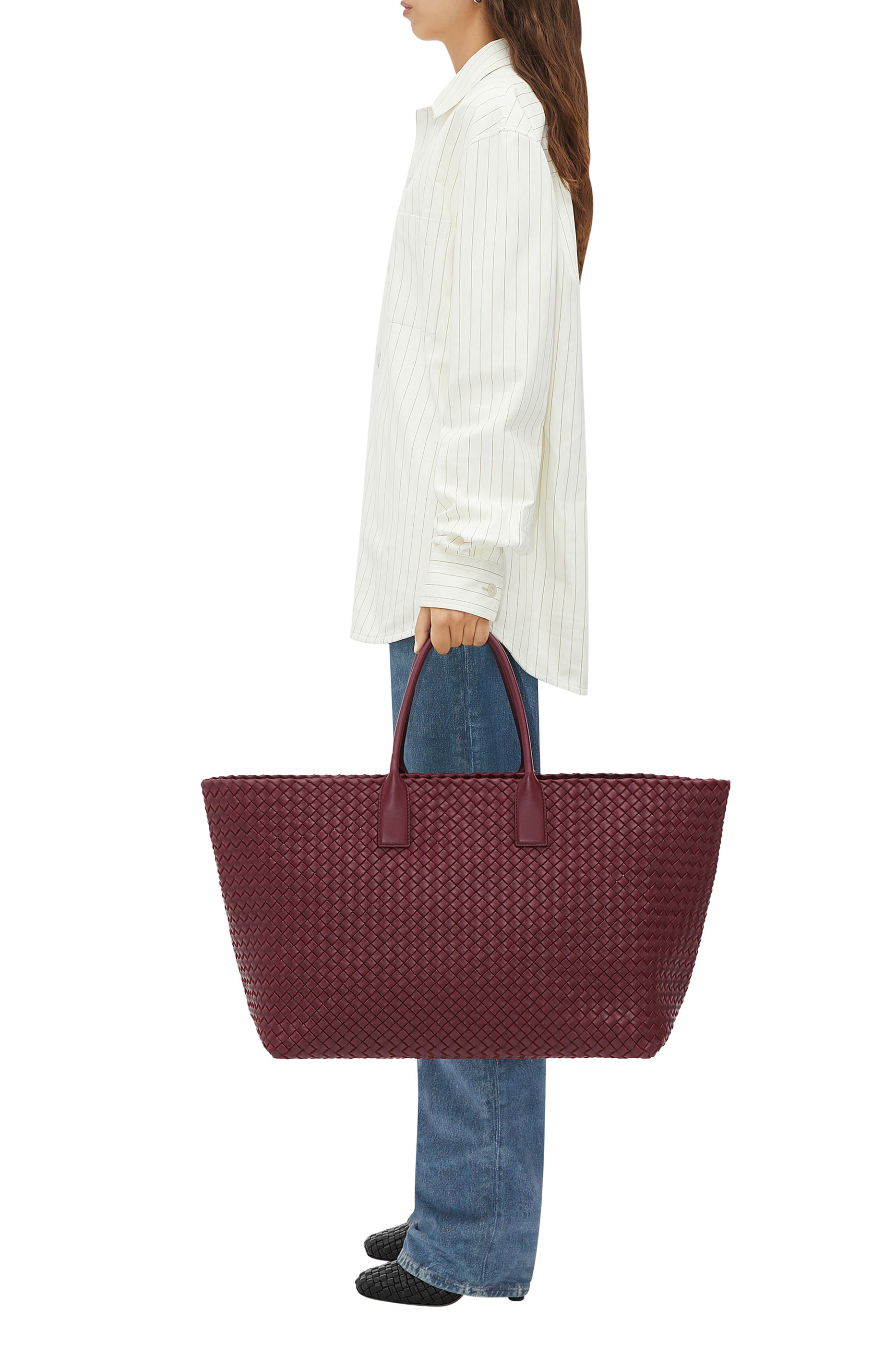 حقيبة كابات كبيرة