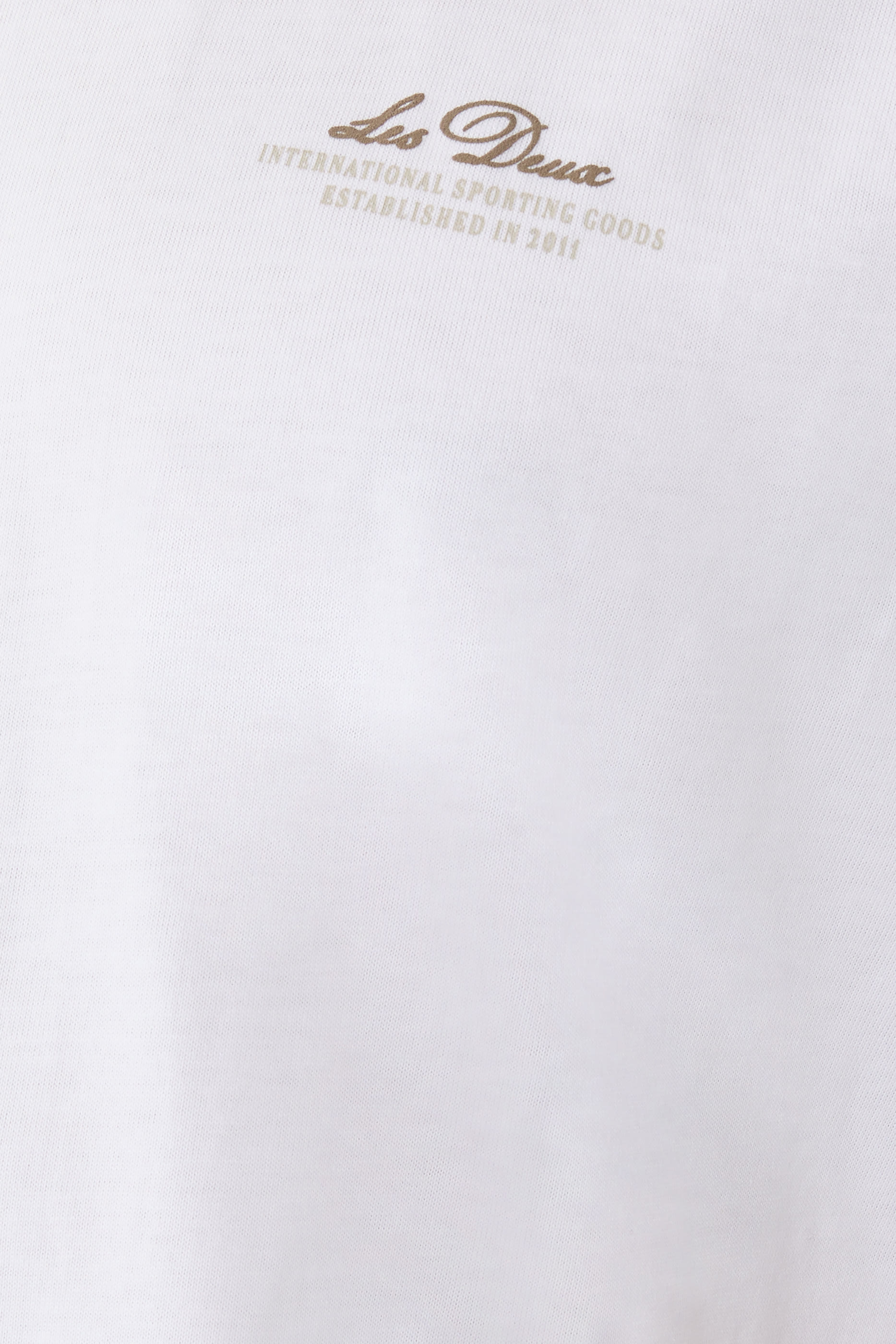 تيشيرت بن بطبعة كرة أرضية