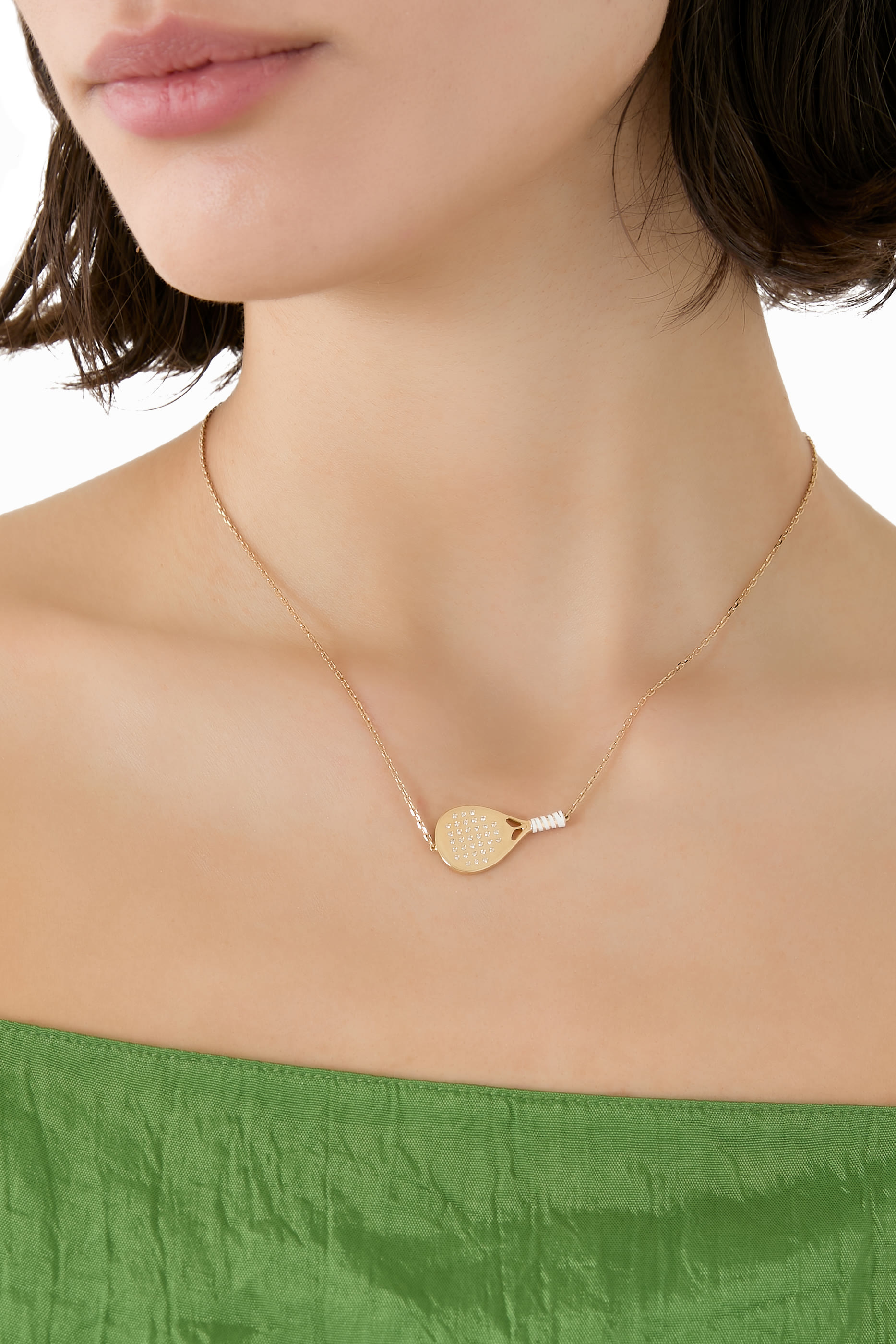 قلادة بدلاية بتصميم مضرب مزينة بالمينا، ذهب أصفر عيار 18