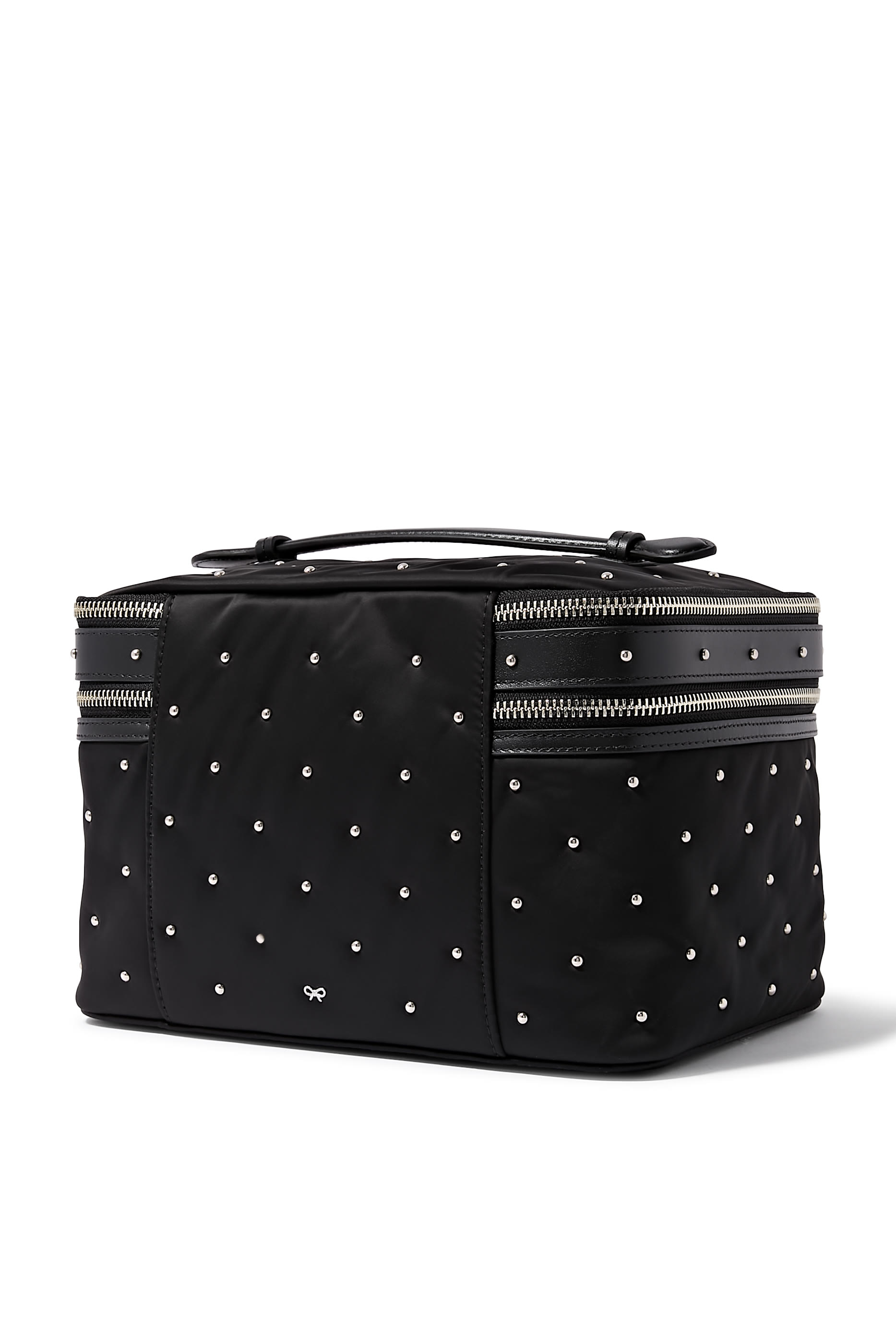 حقيبة مكياج بحلي