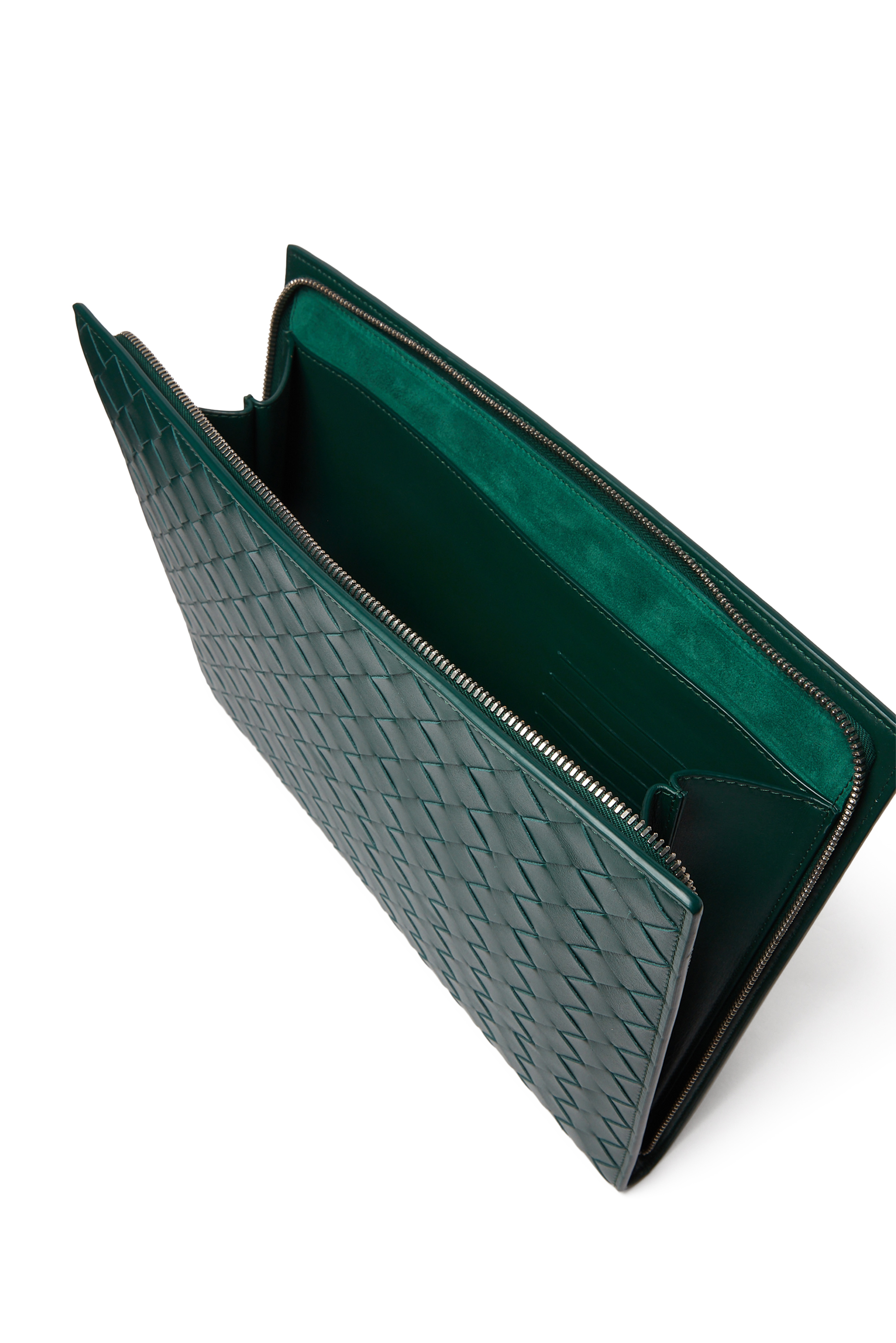 حقيبة صغيرة بنصف سحاب بتصميم مجدول