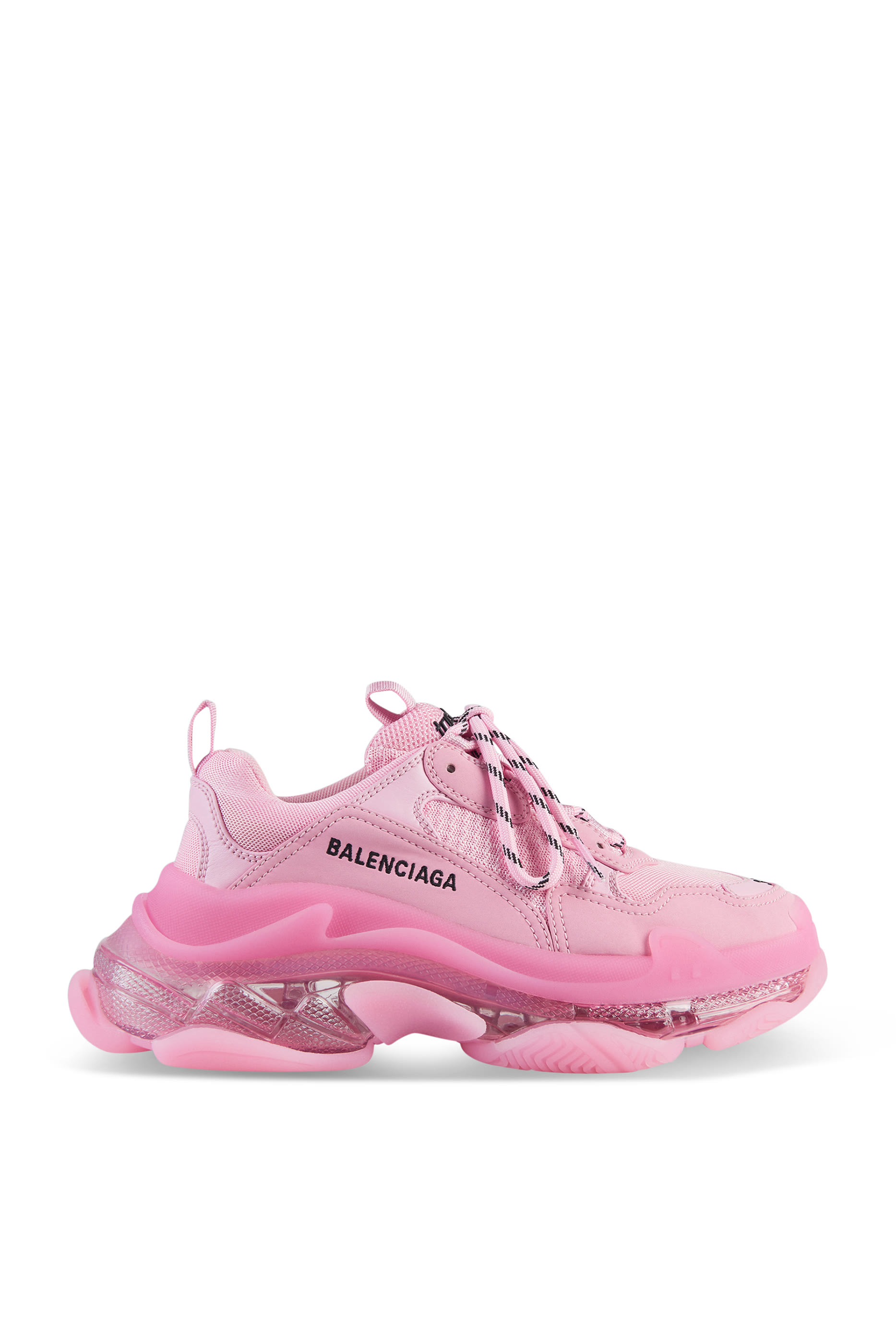 سنيكرز بعبارة Triple S