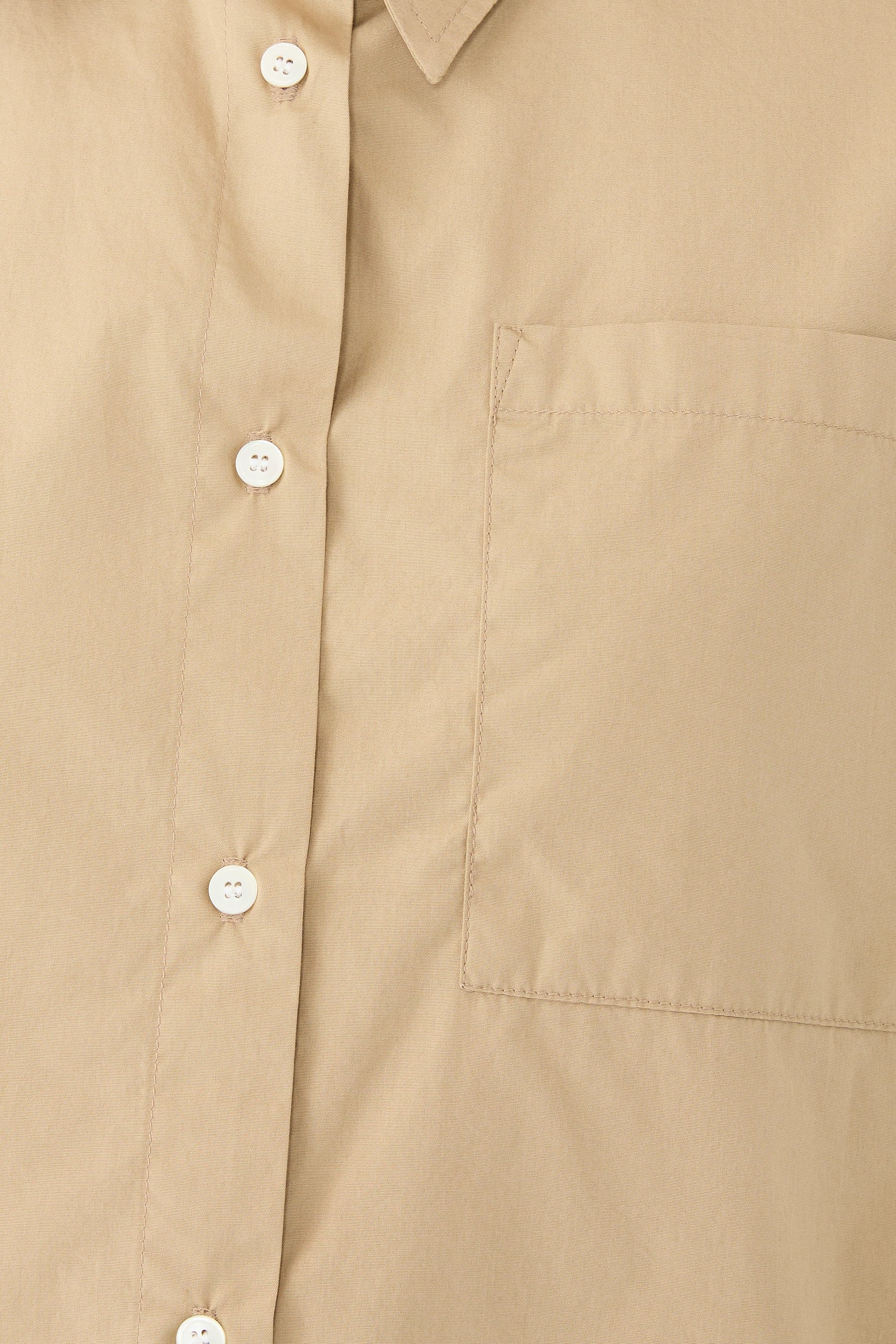 قميص فرانس قصير بأكمام كاب وأزرار أمامية