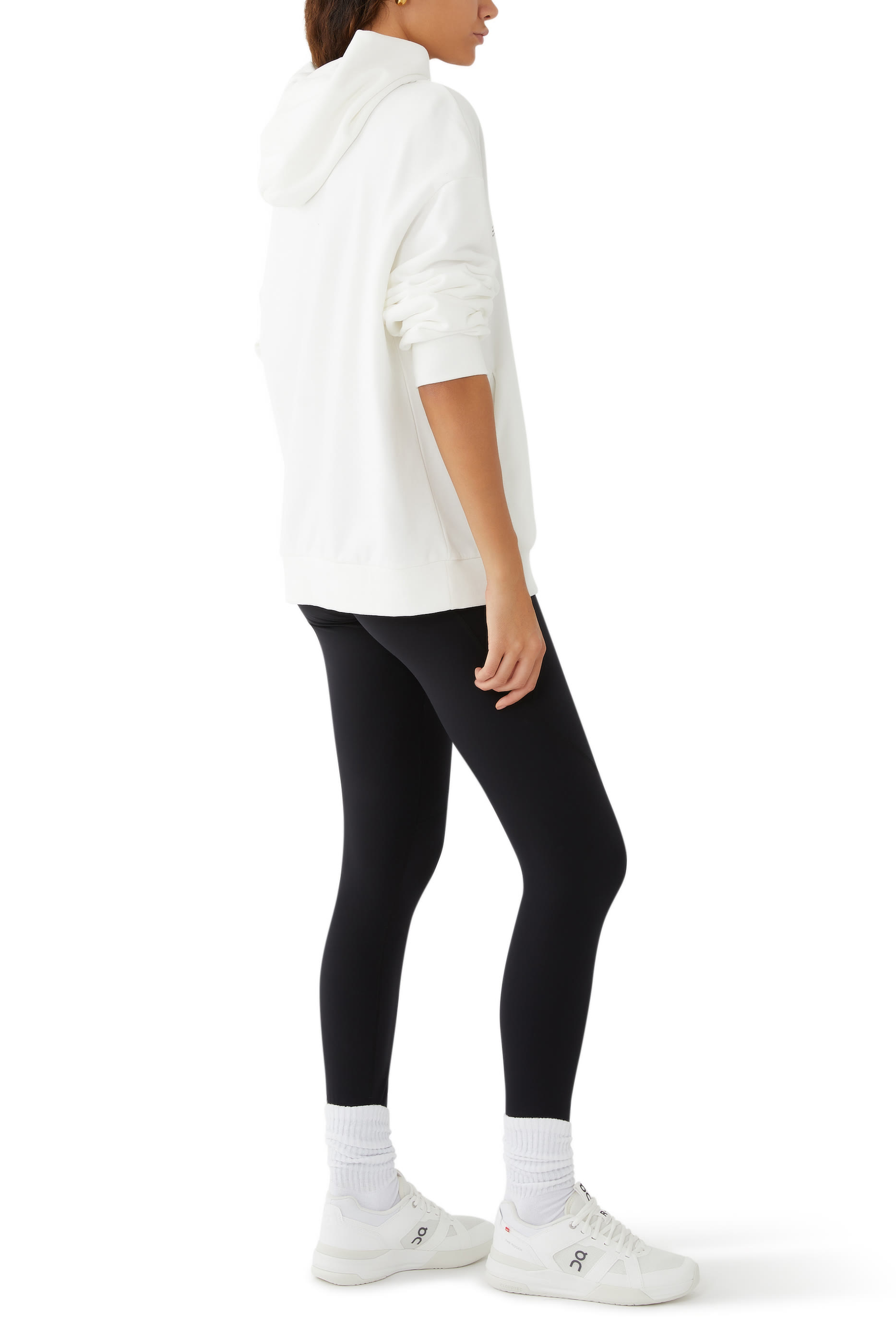 سنيكرز روجر كلوب هاوس بكاحل منخفض للنساء