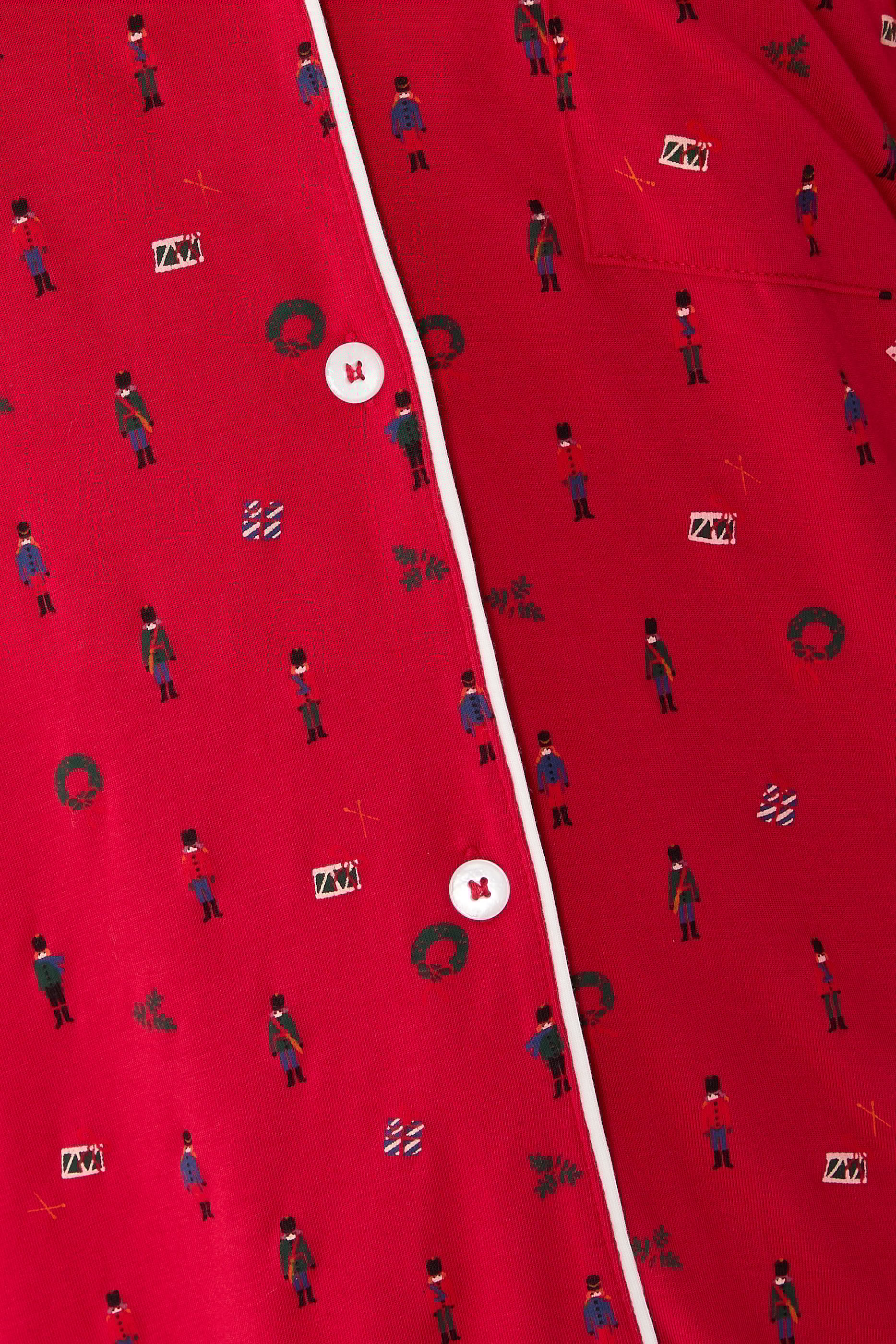 طقم بيجامة جيزيل بقصة طويلة ونقشة تينسيل مودال