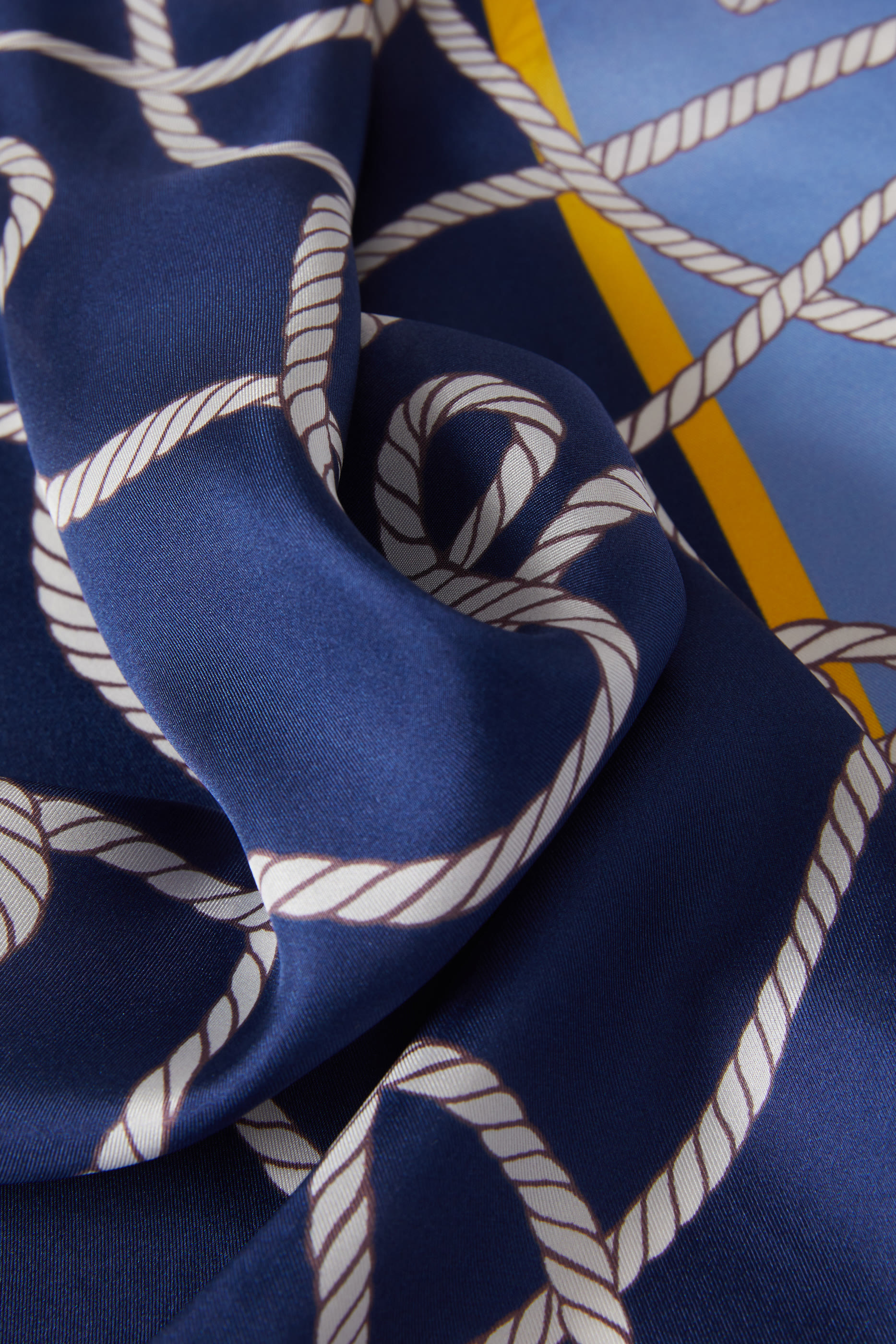 وشاح باندانا تانغلد أب حرير