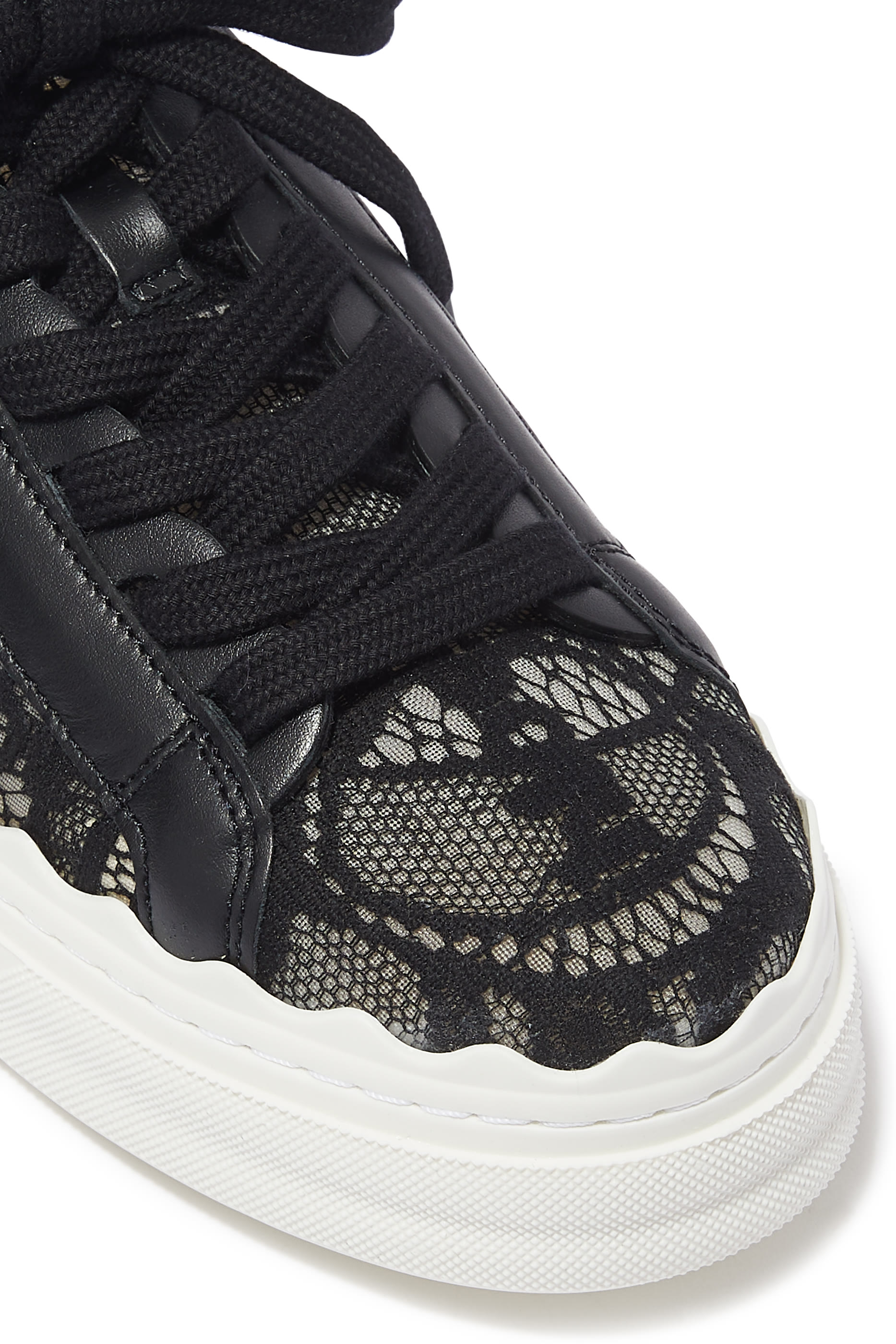 سنيكرز لورين قماش شبكي