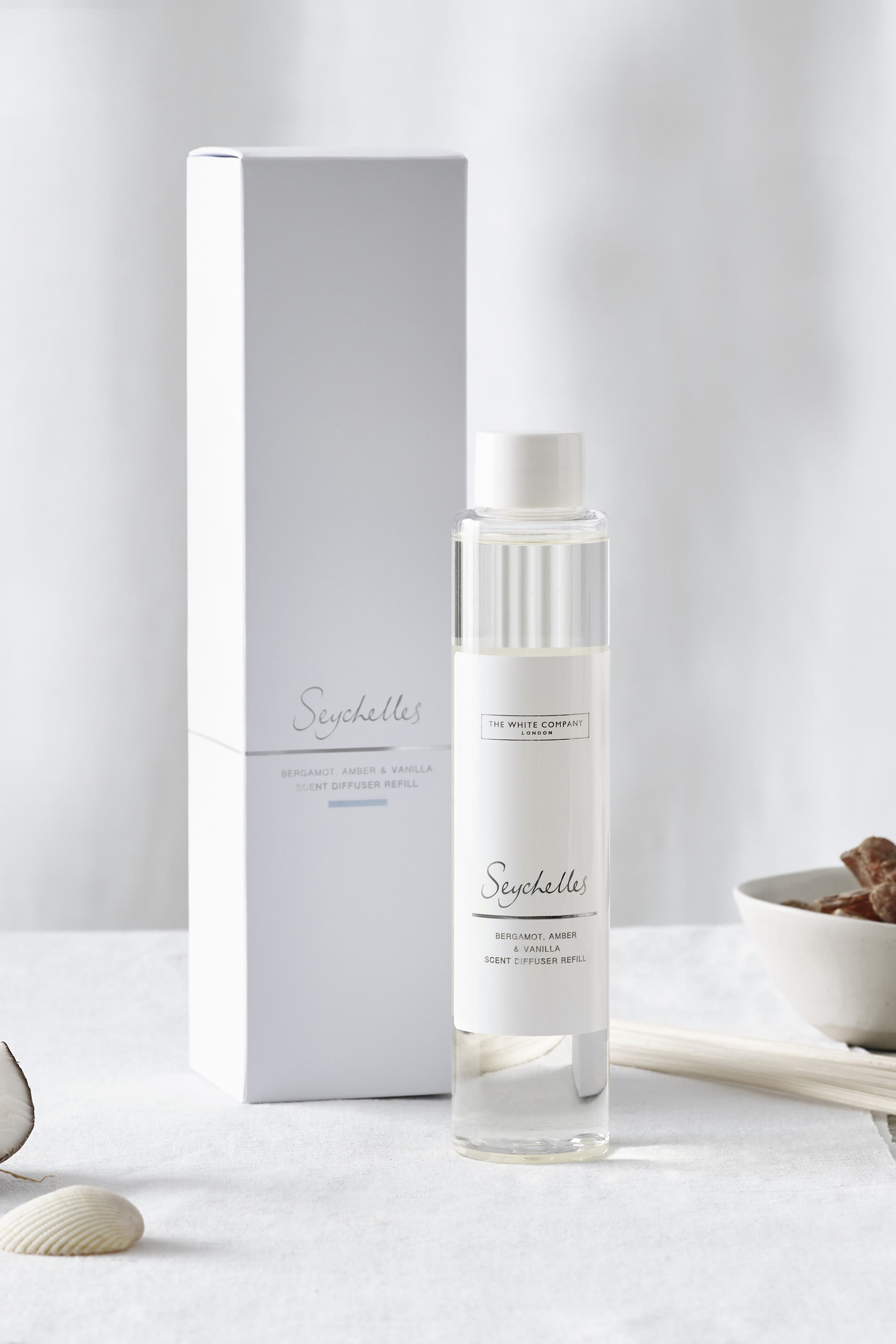 موزع عطر سيشيل قابل لإعادة الملء