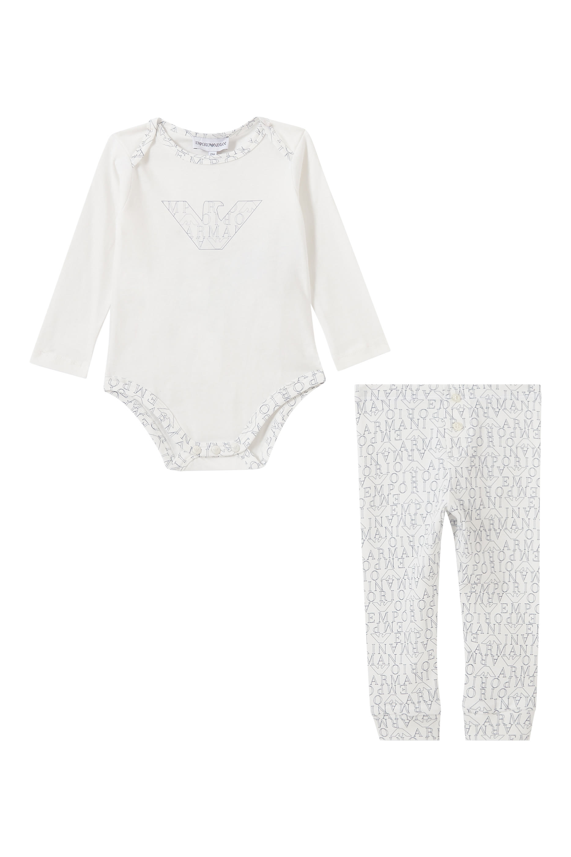 طقم تيشيرت وبنطال رياضي بشعار الماركة للأطفال