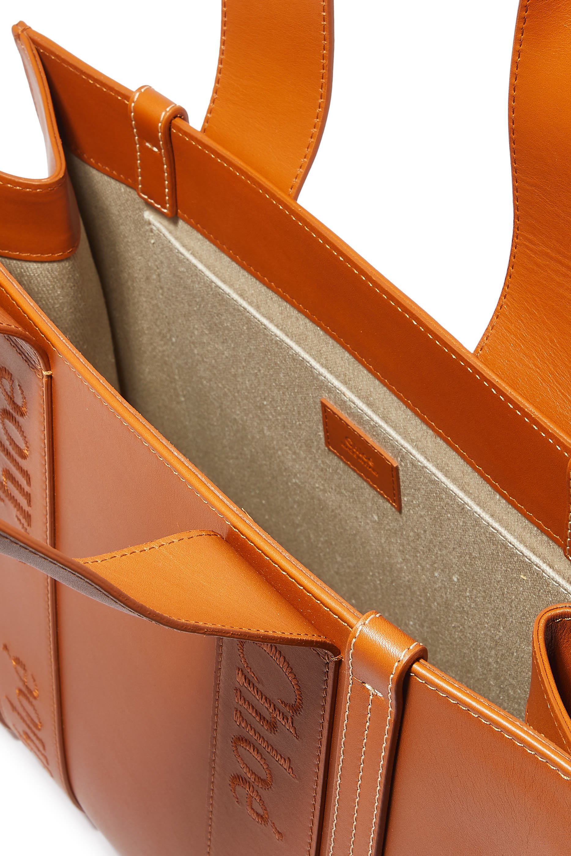 حقيبة يد وودي متوسطة