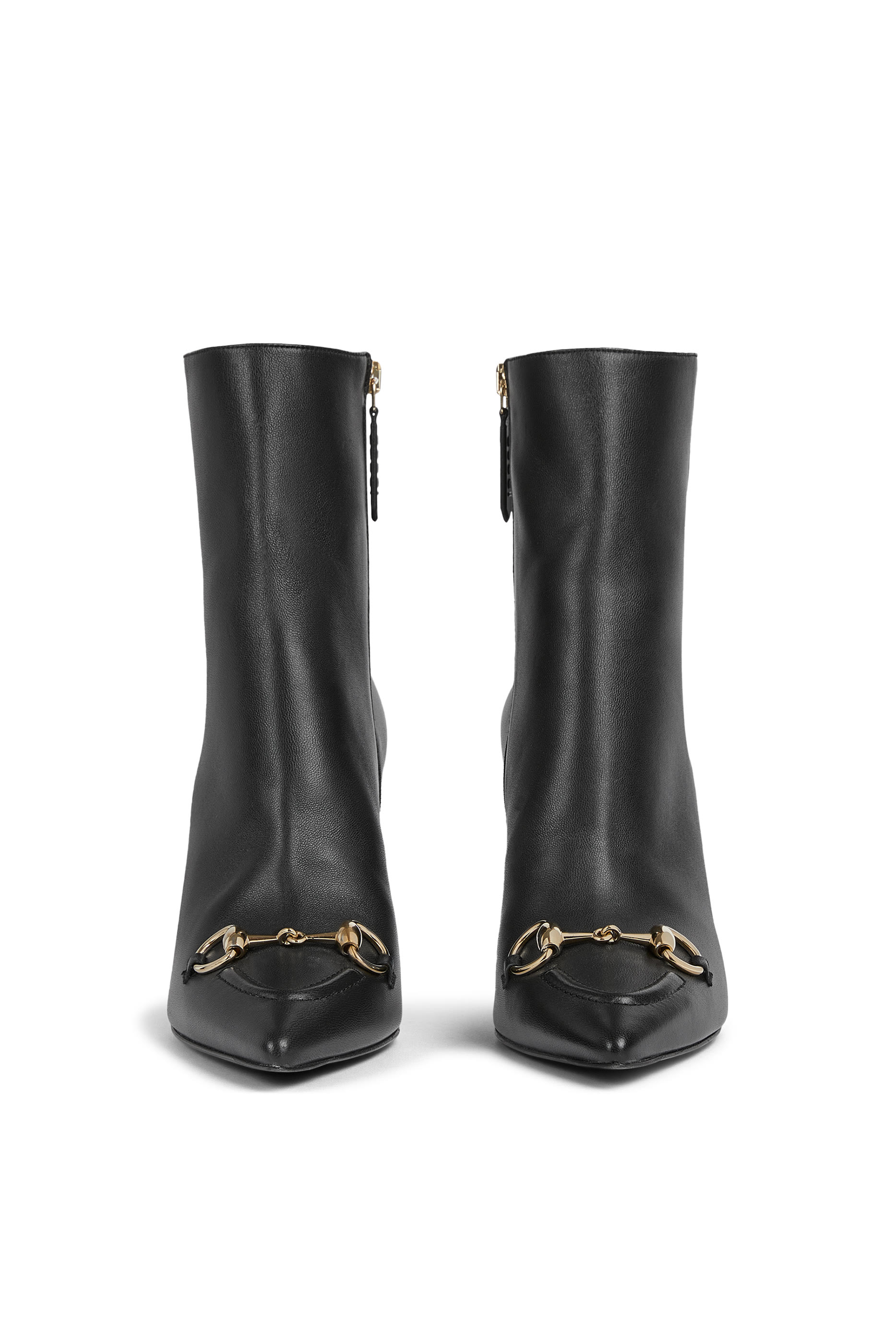 حذاء بوت 80 بطول الكاحل مزين بحلية شعار الماركة