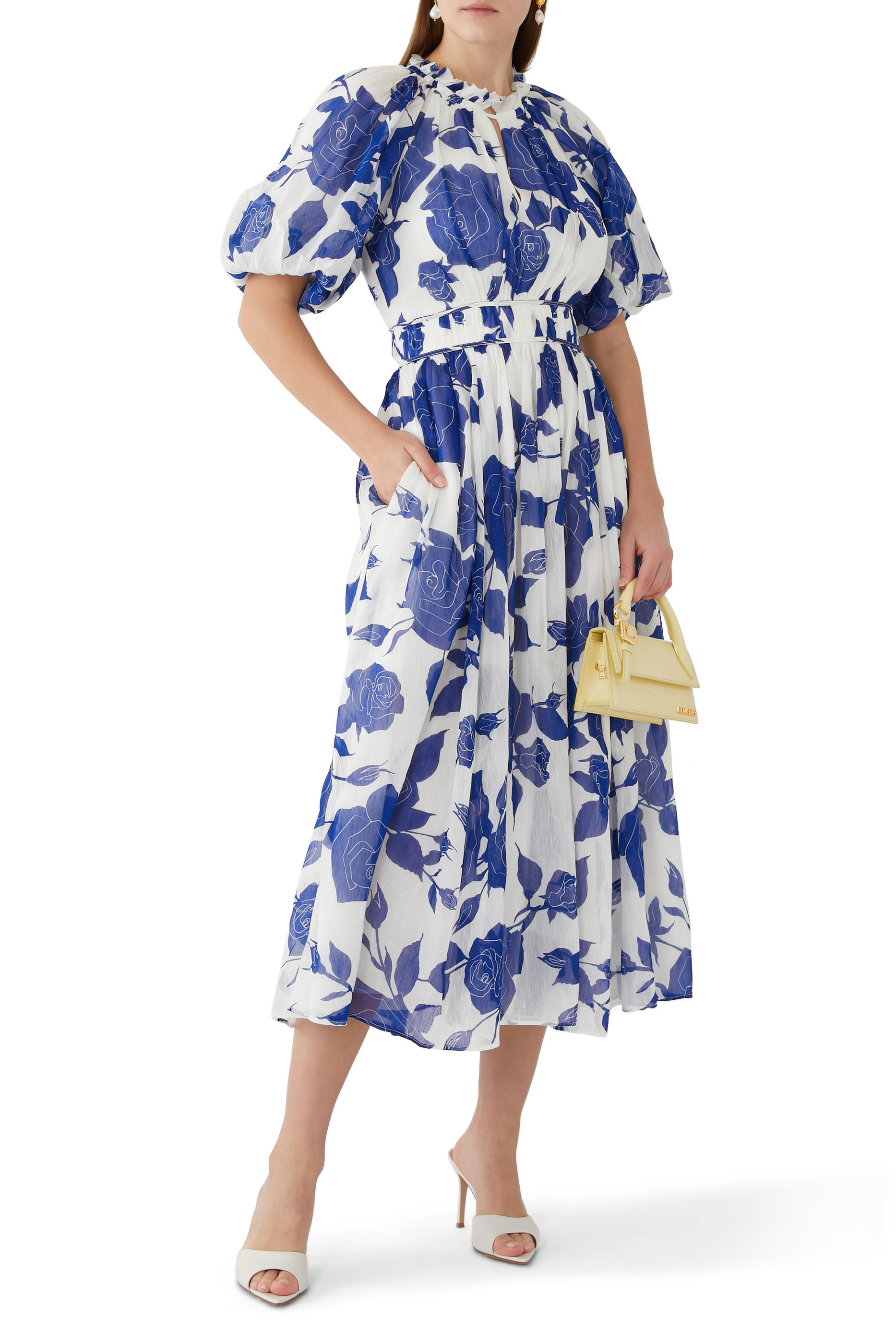 فستان اليسيوم متوسط الطول بأكمام منفوخة