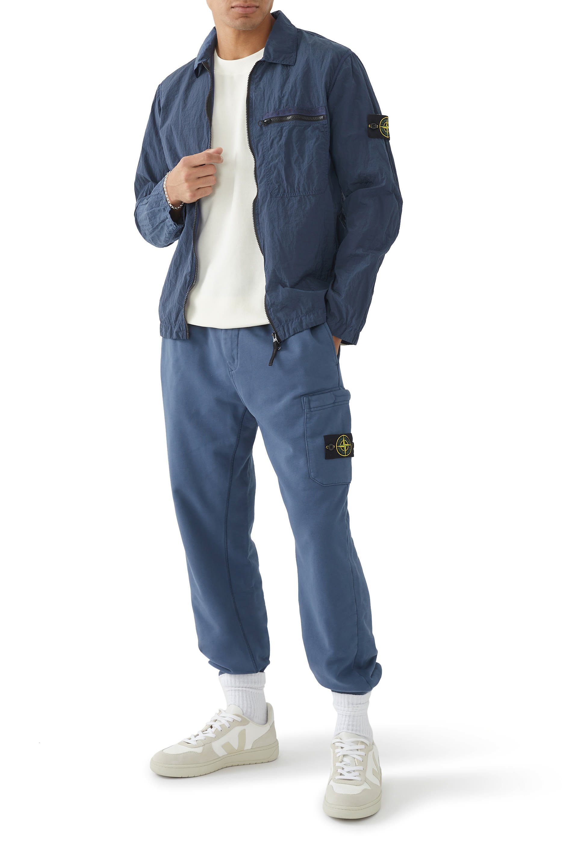 جاكيت بنمط قميص نايلون بسحاب