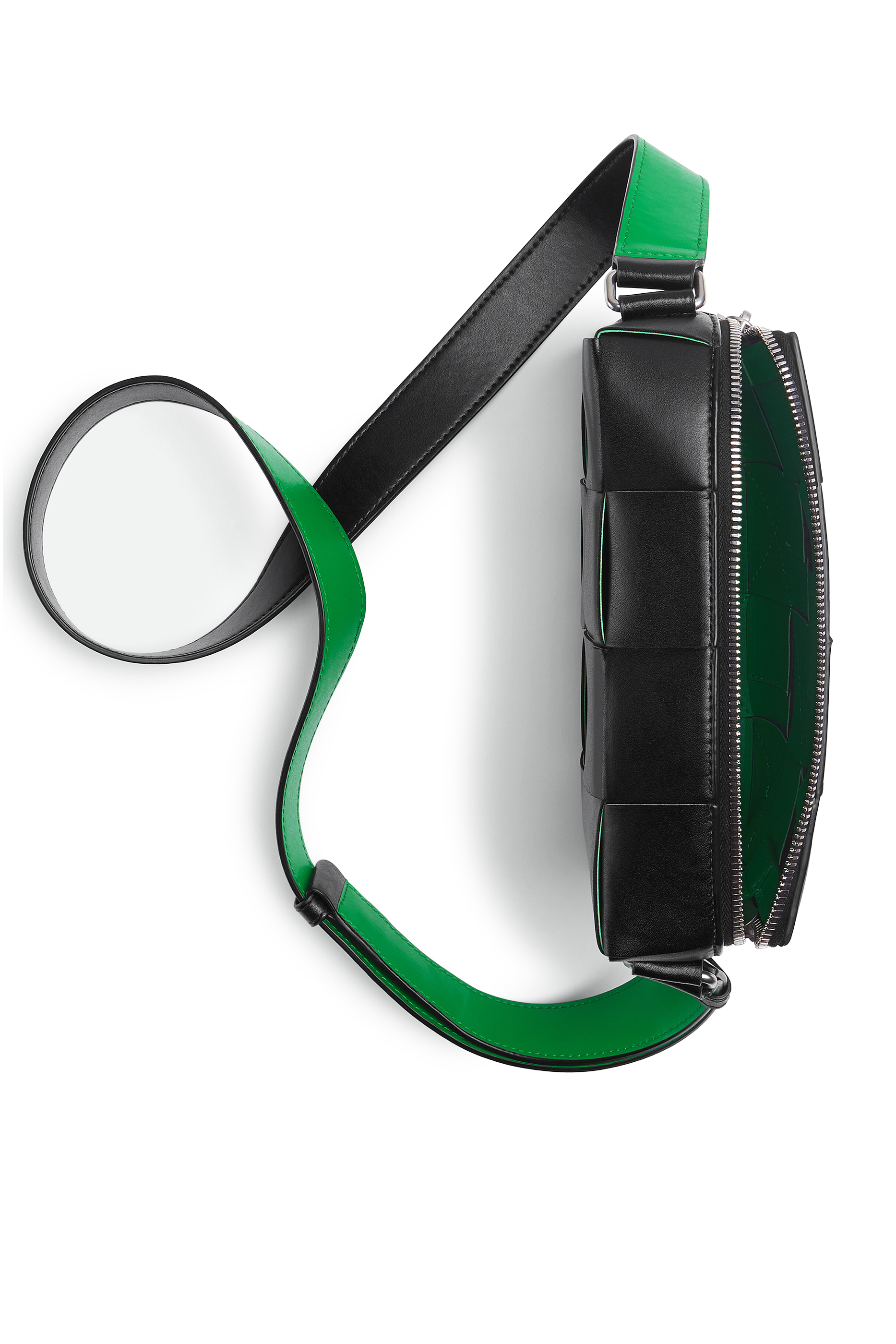 حقيبة كاسيت كاميرا