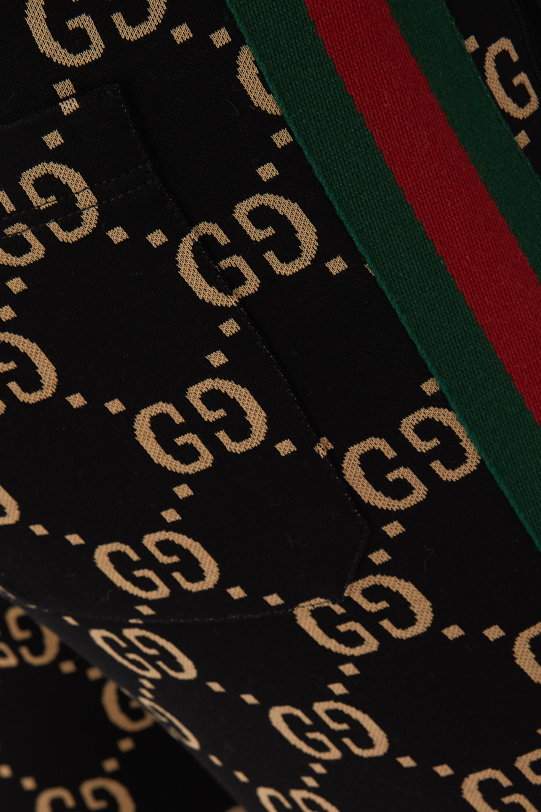 بنطال رياضي بشعار GG