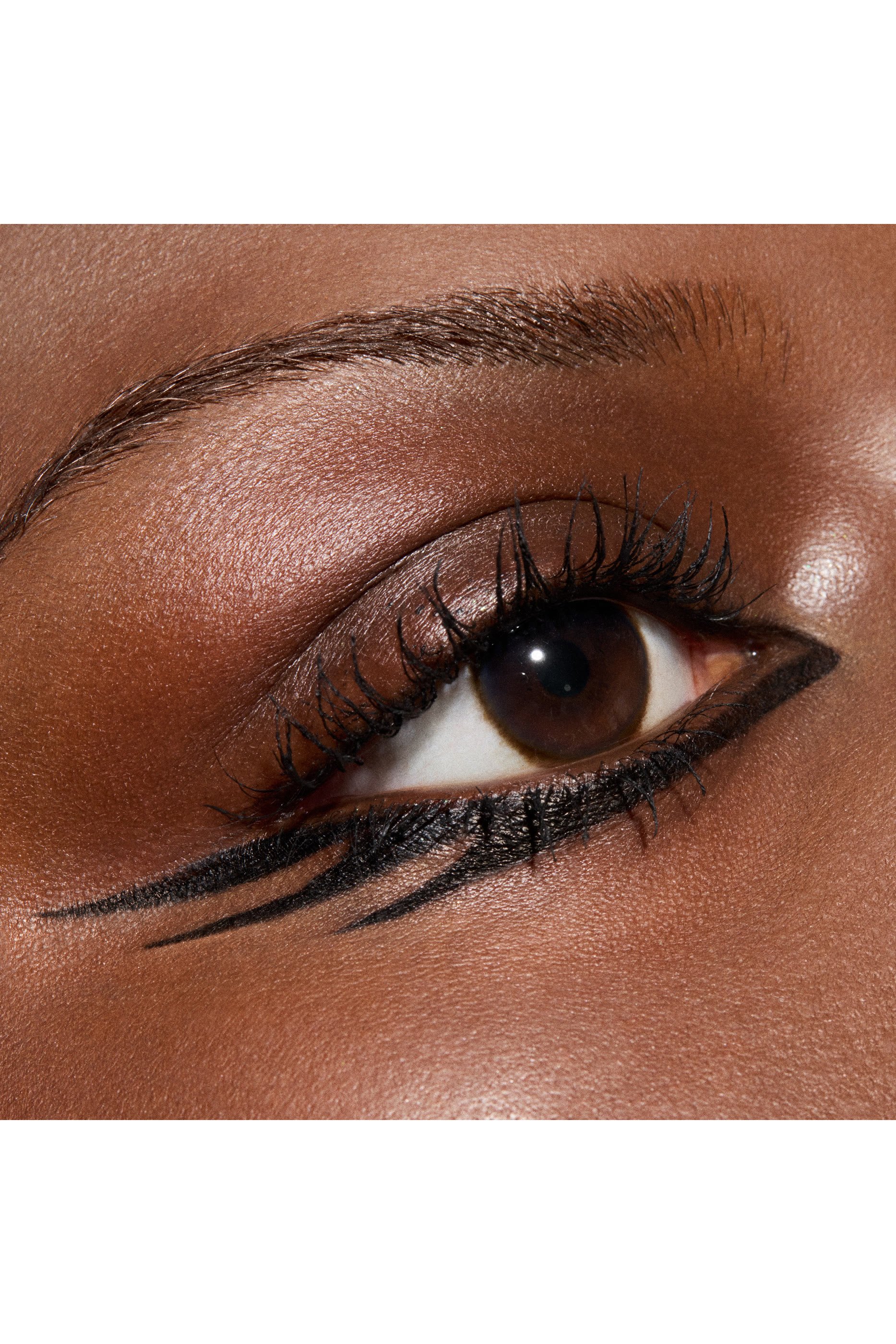 مجموعة ستروك  + ستراك للعيون