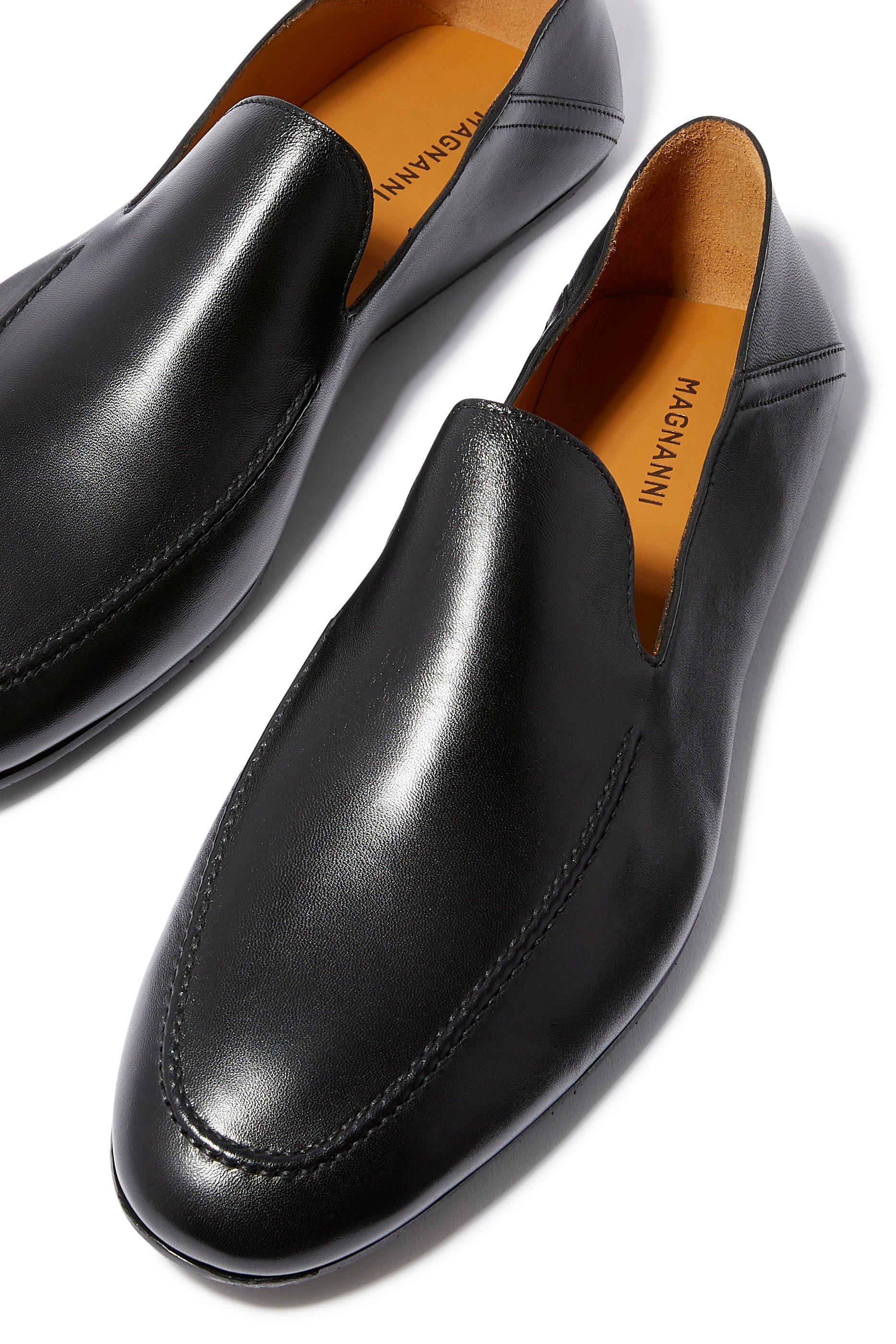 حذاء مفتوح من الخلف جلد