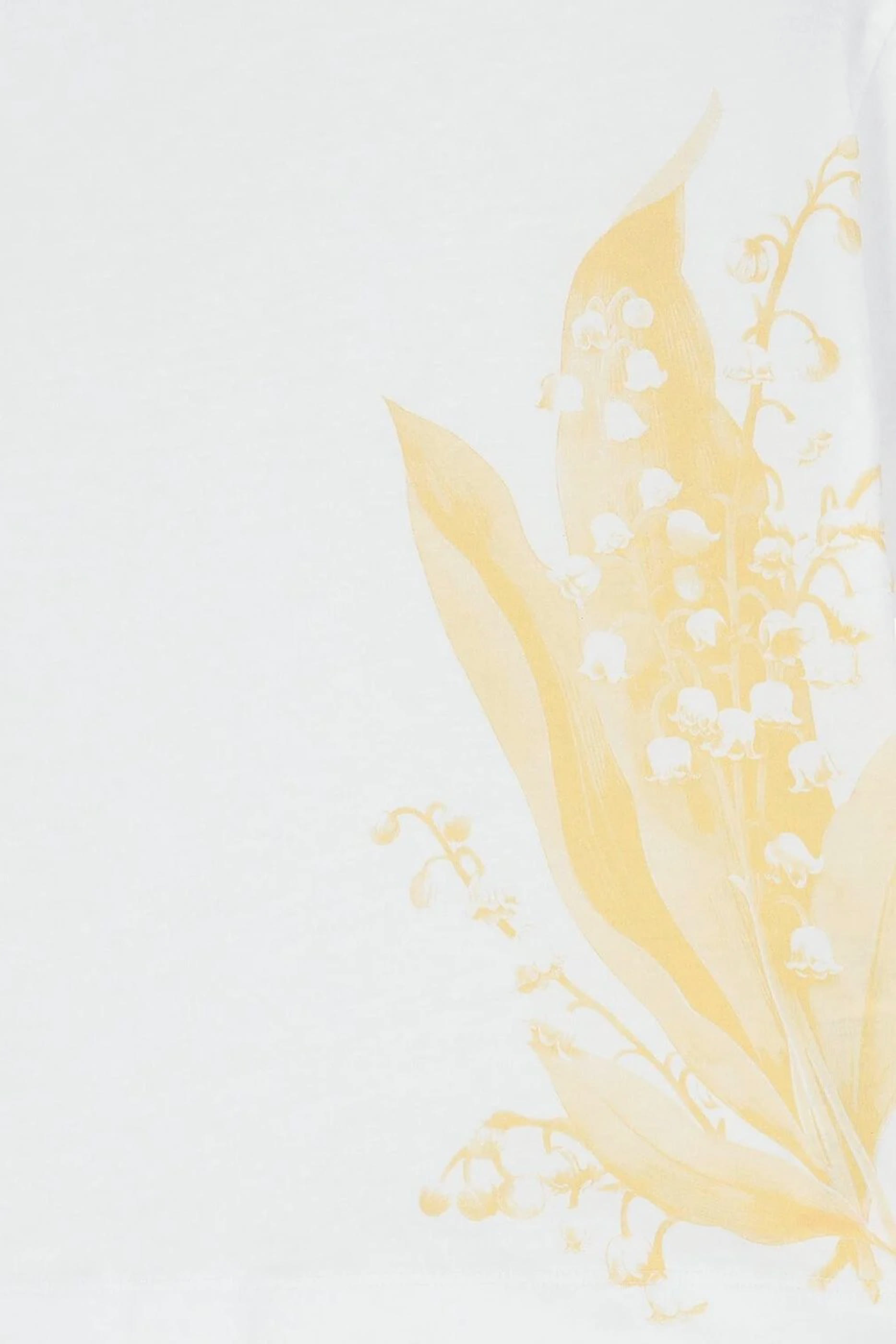 تيشيرت بشعار الماركة للأطفال