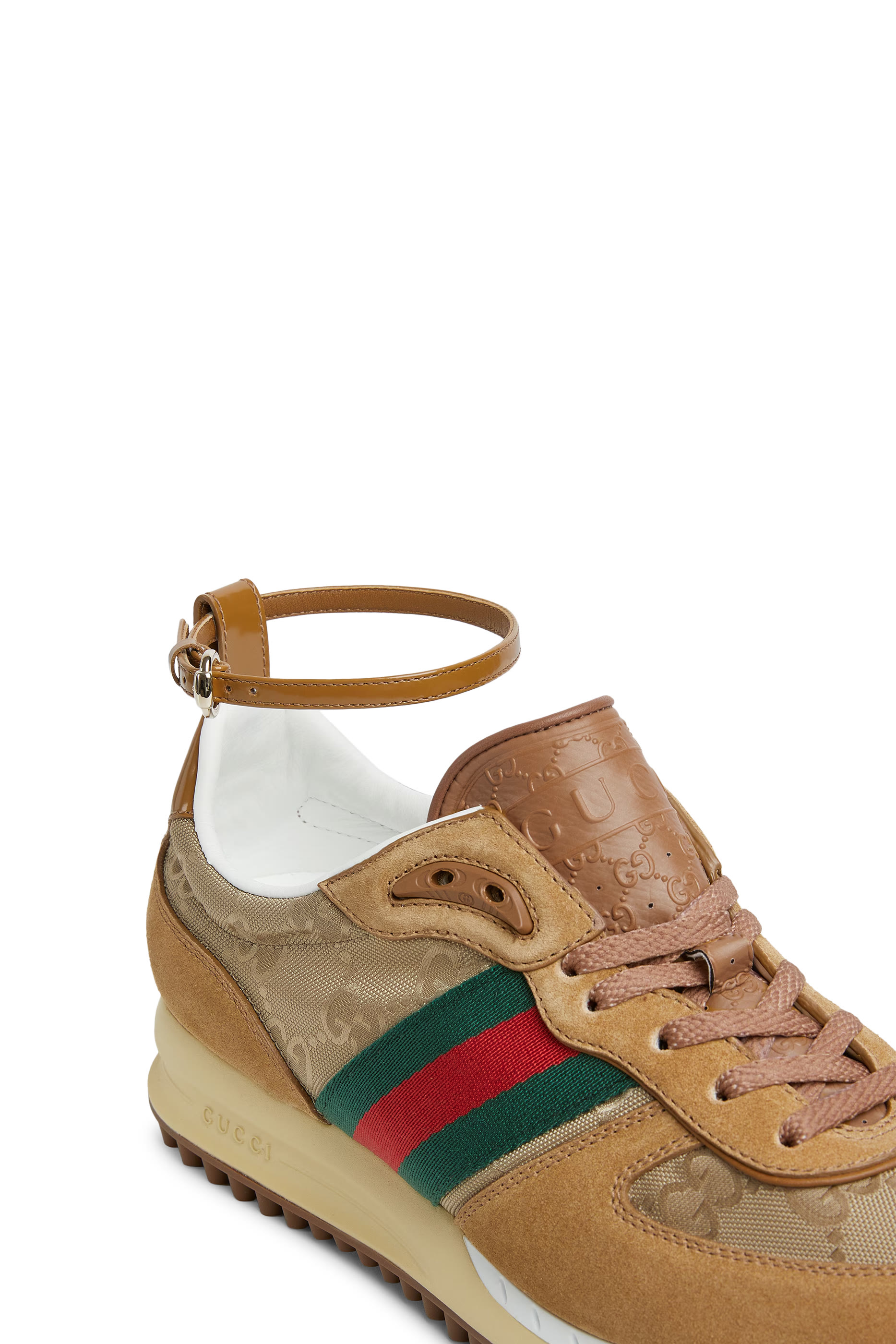 سنيكرز ري موشن للنساء