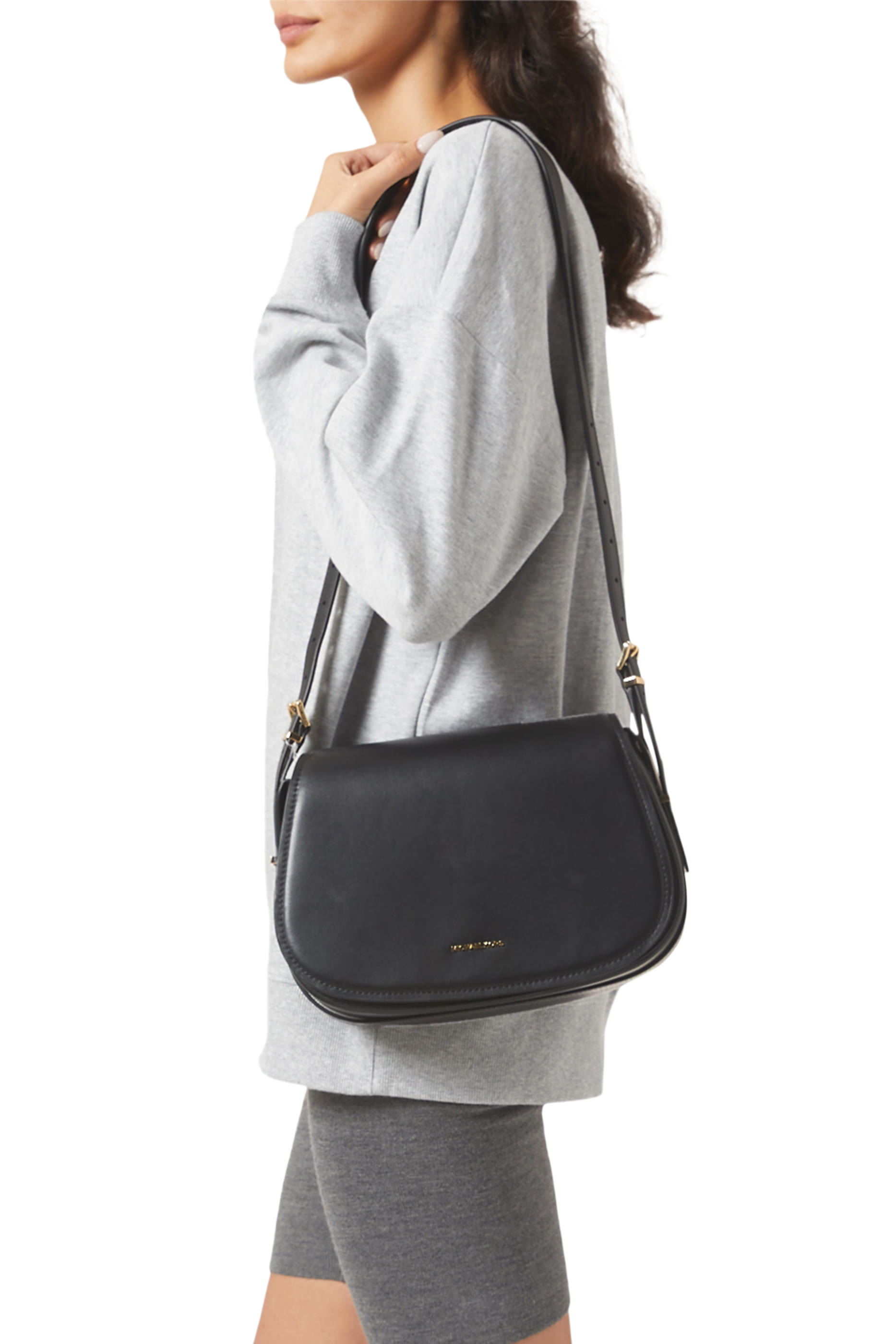 حقيبة مسنجر بغطاء قلاب