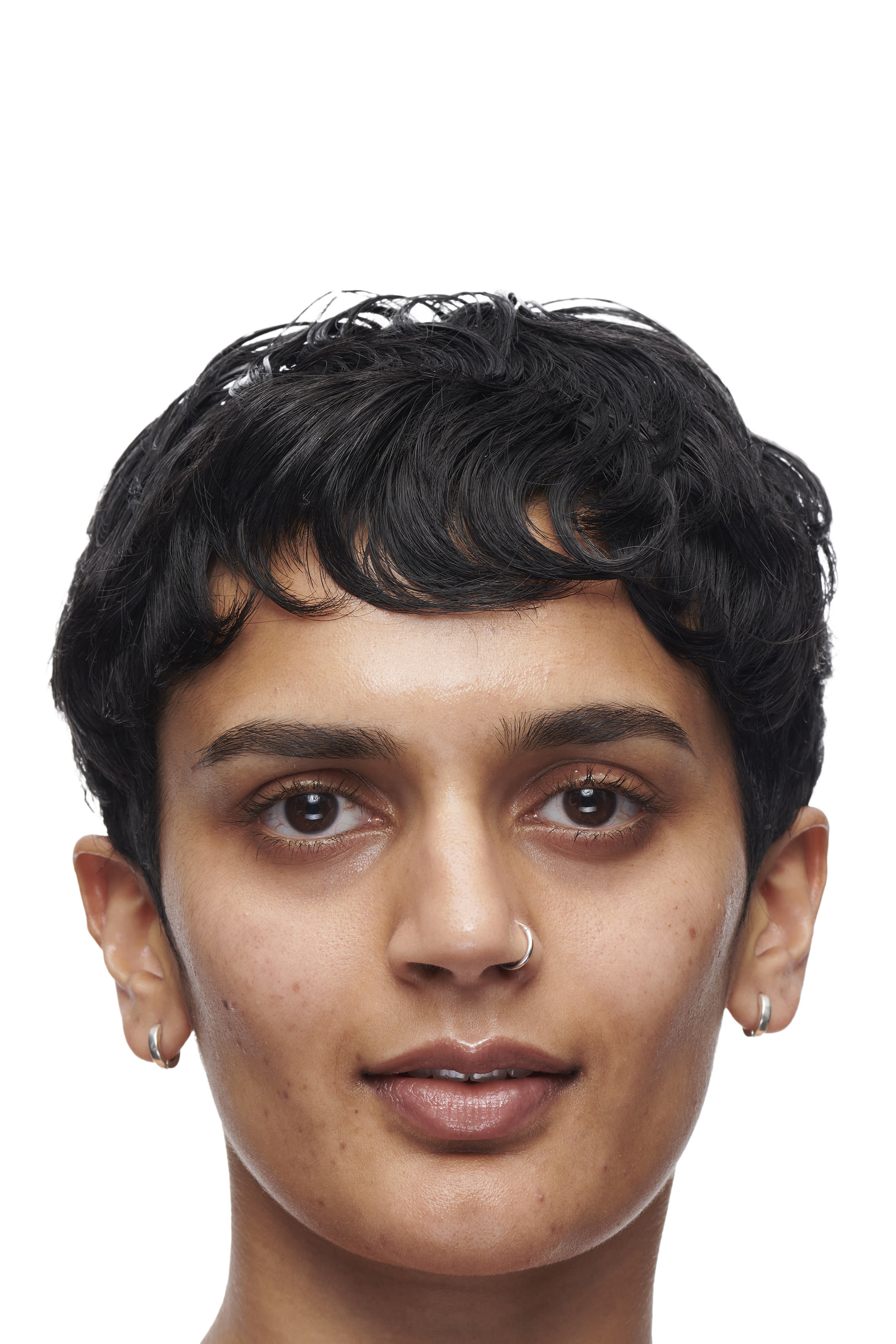 خافي عيوب ستوديو راديانس بفعالية السيروم