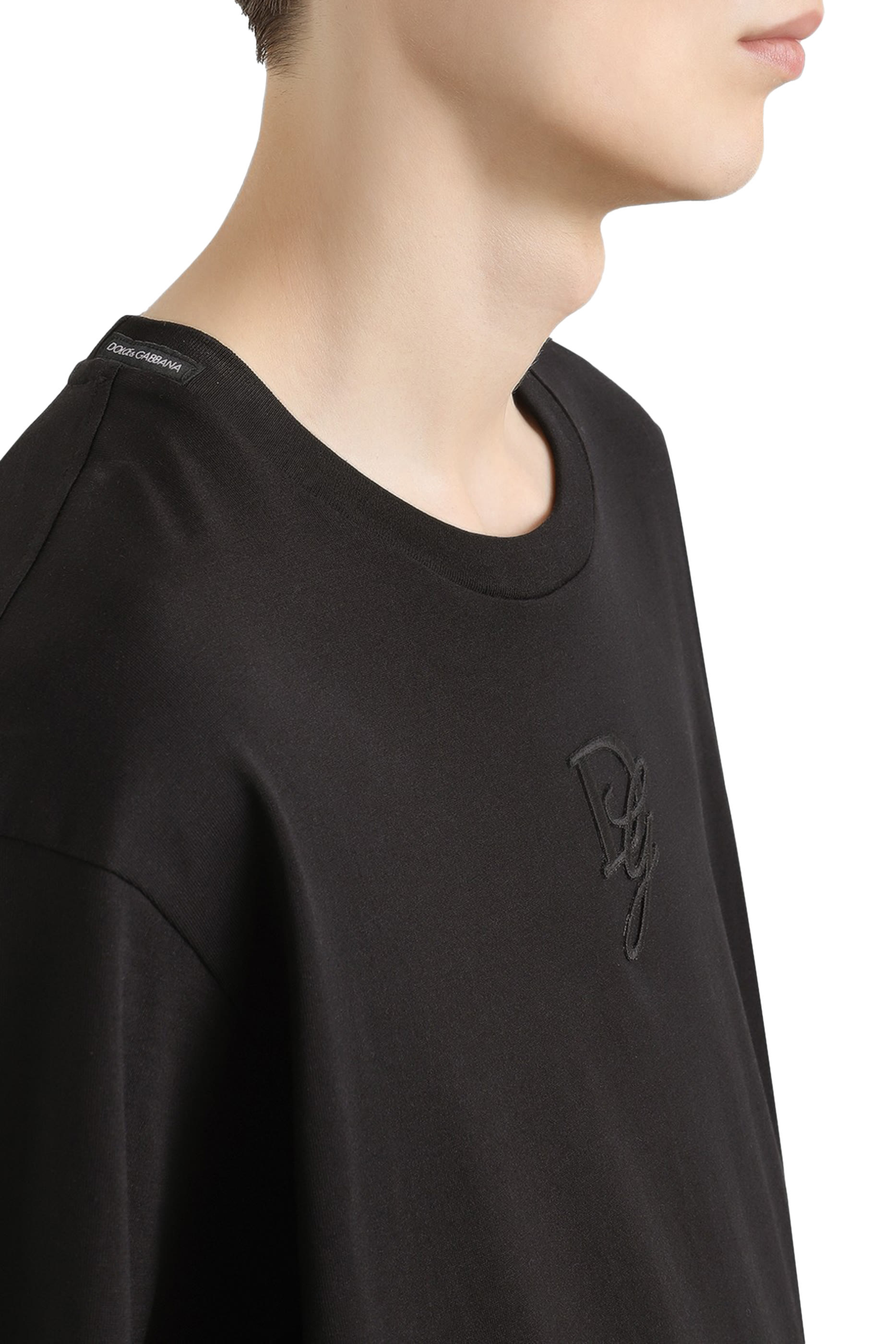 تيشيرت بتطريز شعار الماركة قطن