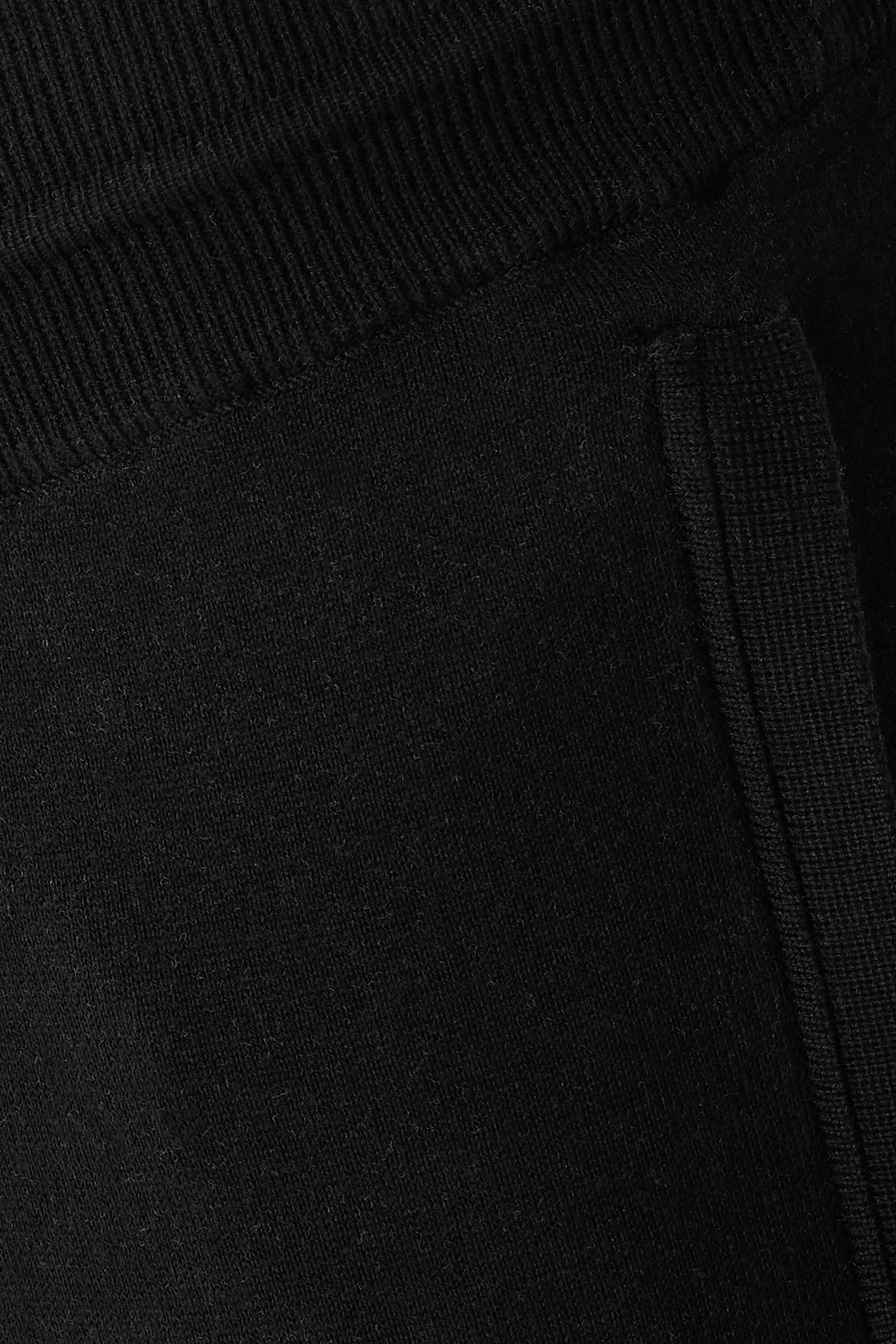 بنطال رياضي اتش-إدريكو