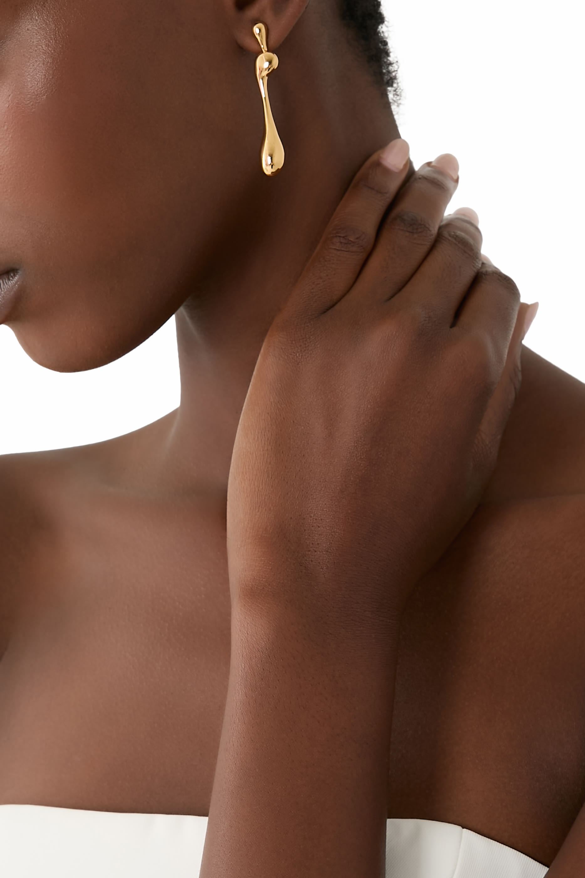 أقراط مولتن متدلية