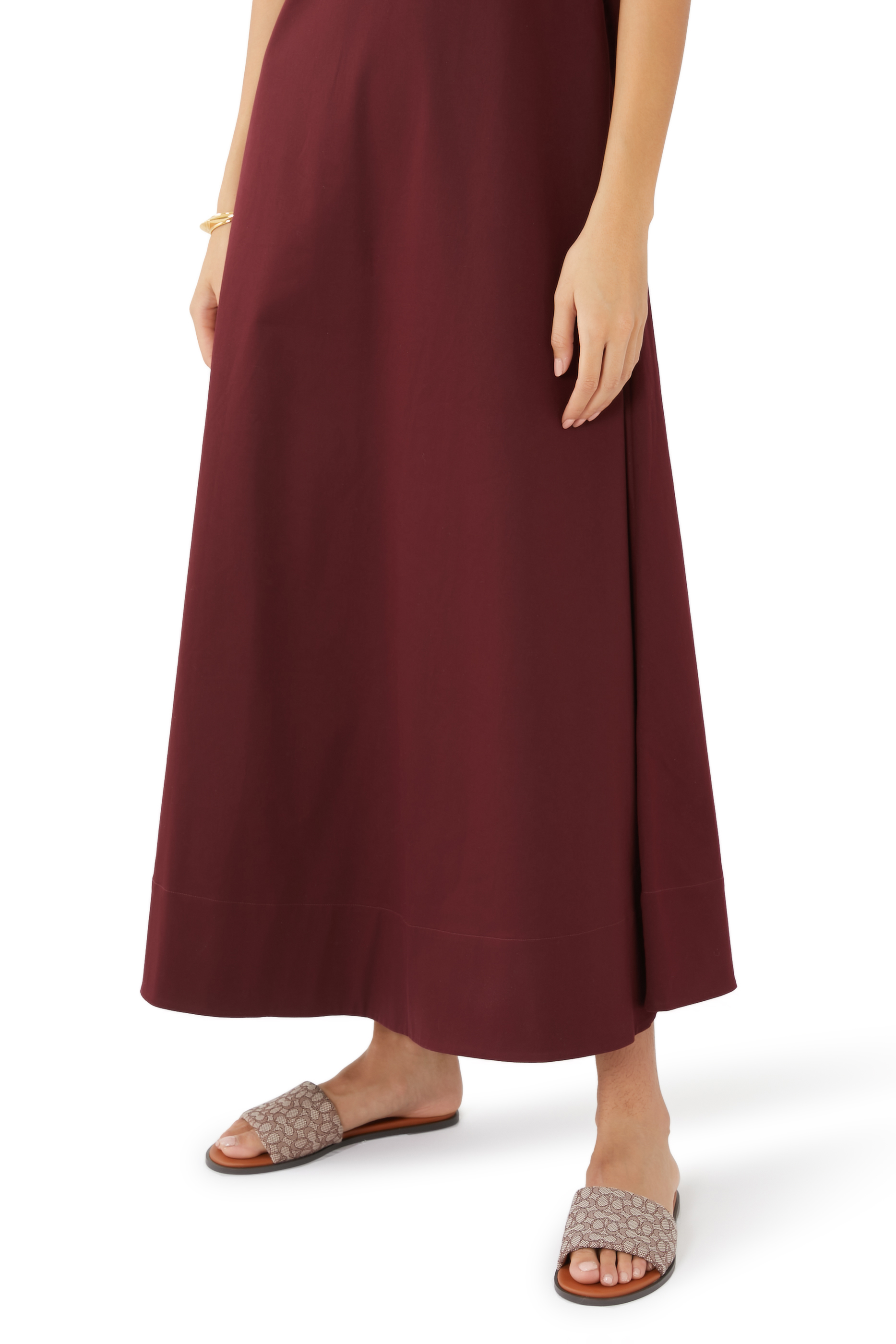 صندل هولي جاكار بشعار الماركة