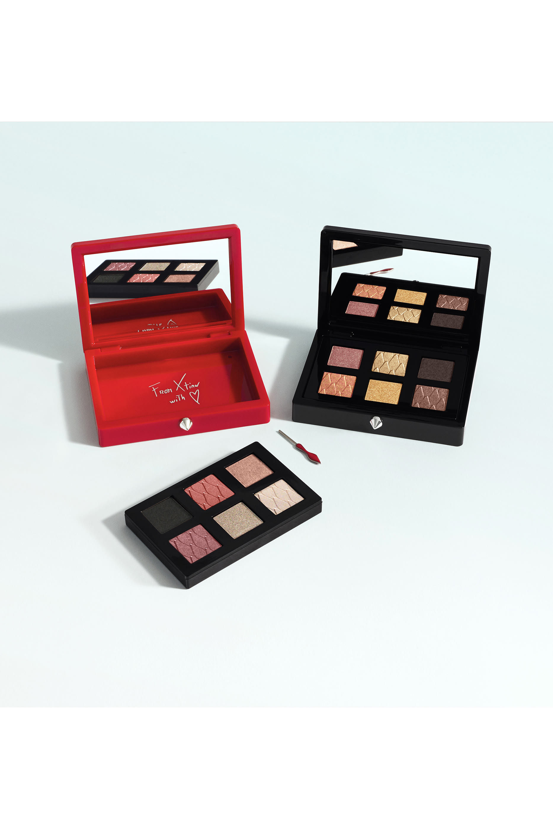 علبة لوحات المكياج قابلة لإعادة الملء