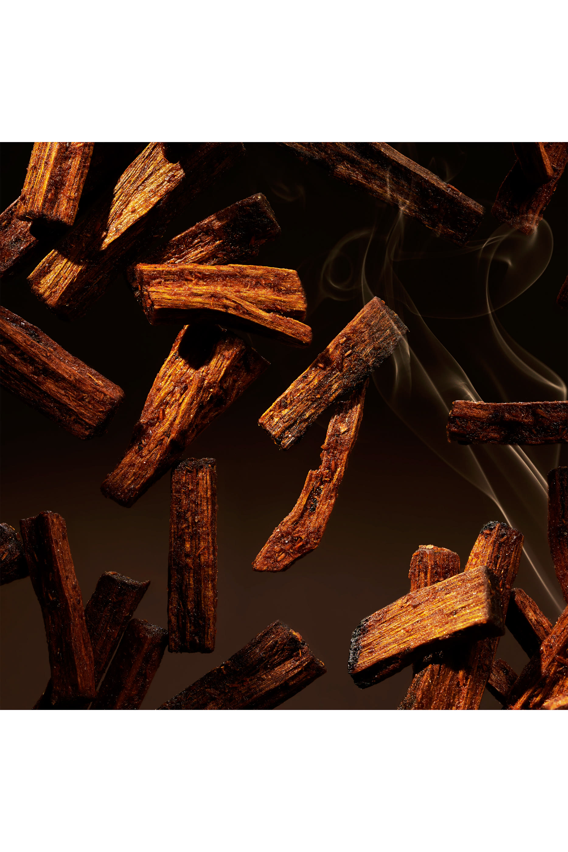 شمعة معطرة بلاك عود من مجموعة برايفت