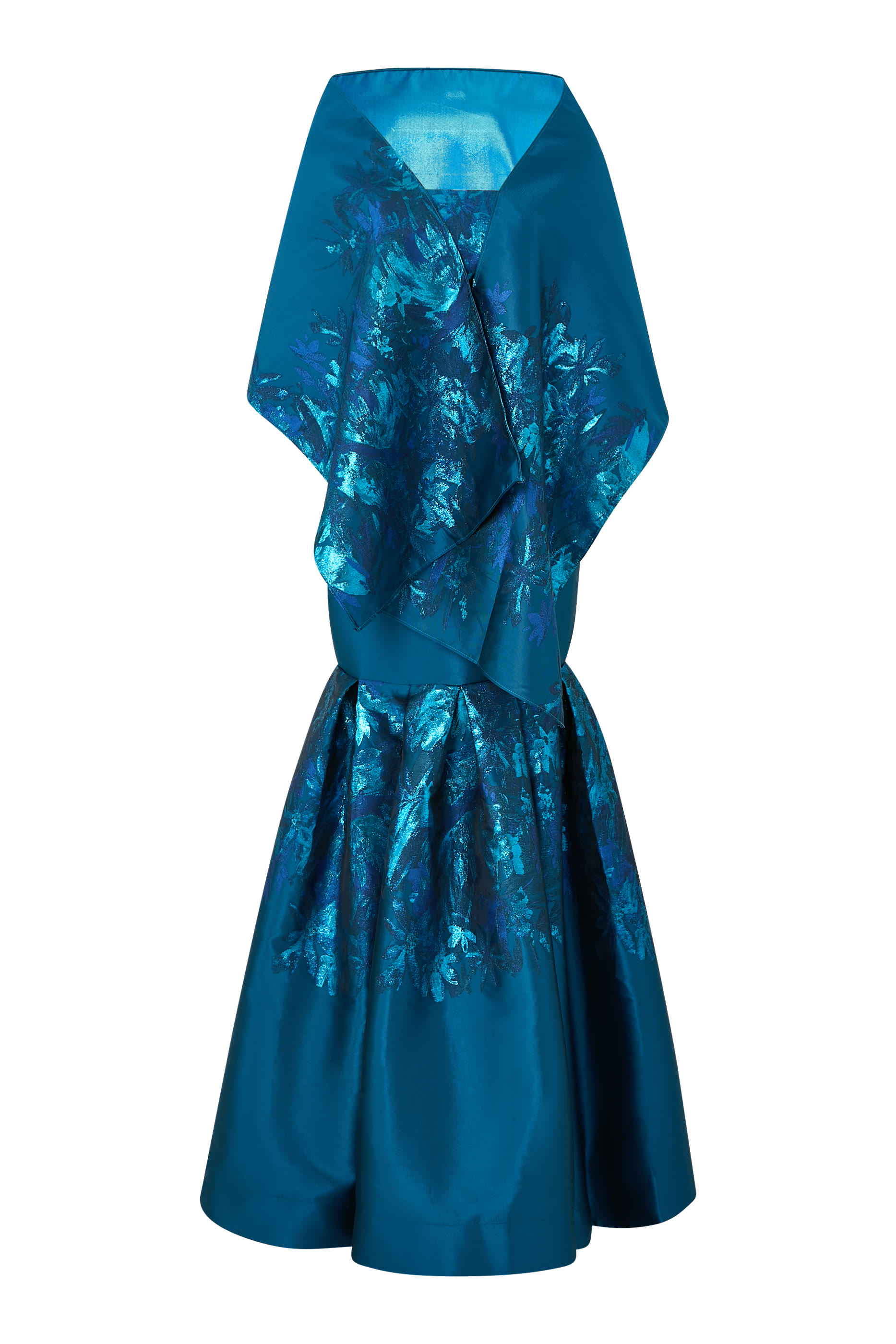 فستان سهرة ميرمايد بلا حمالات وبتنورة دراماتيك