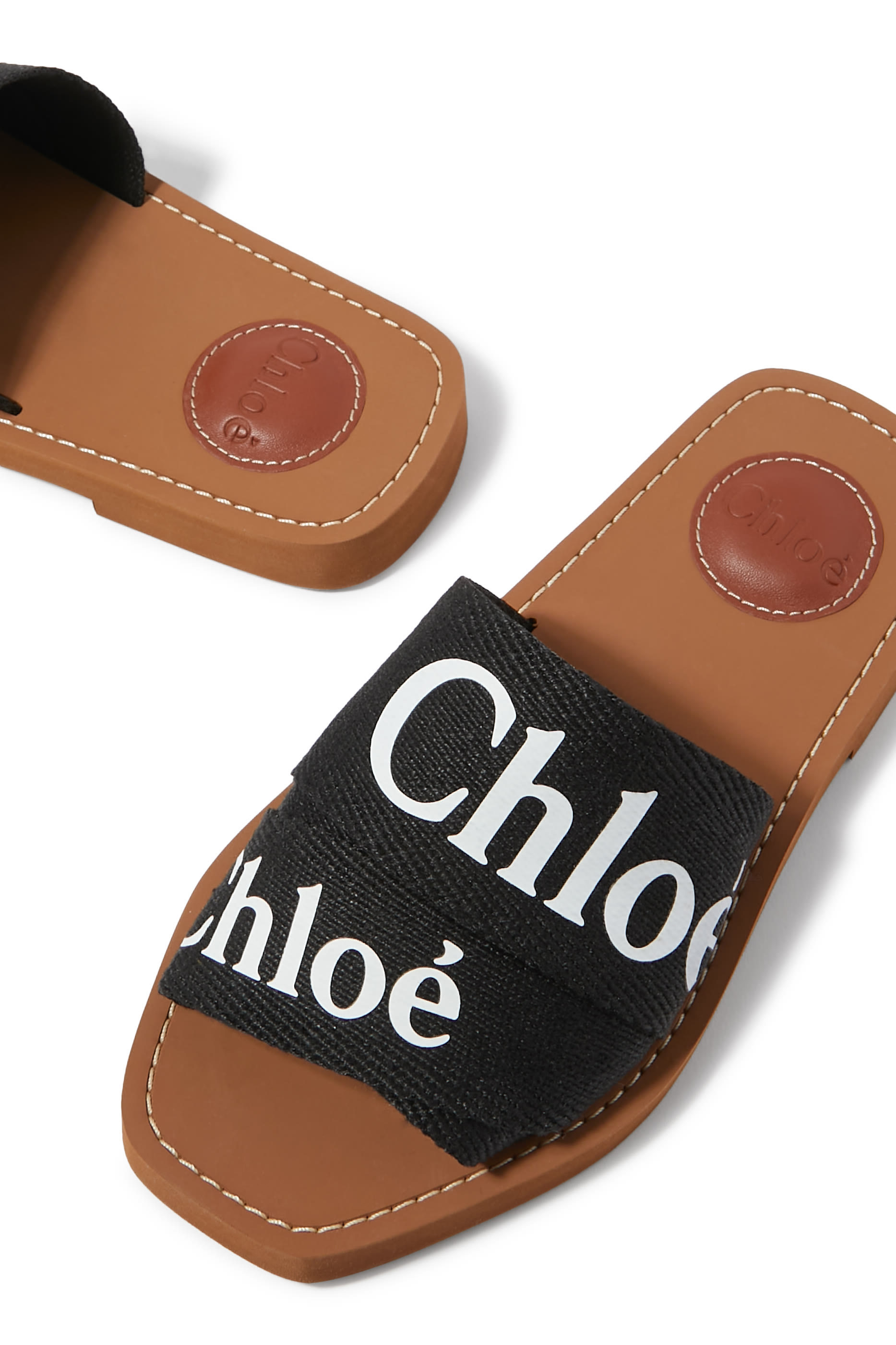 حذاء وودي مفتوح من الخلف