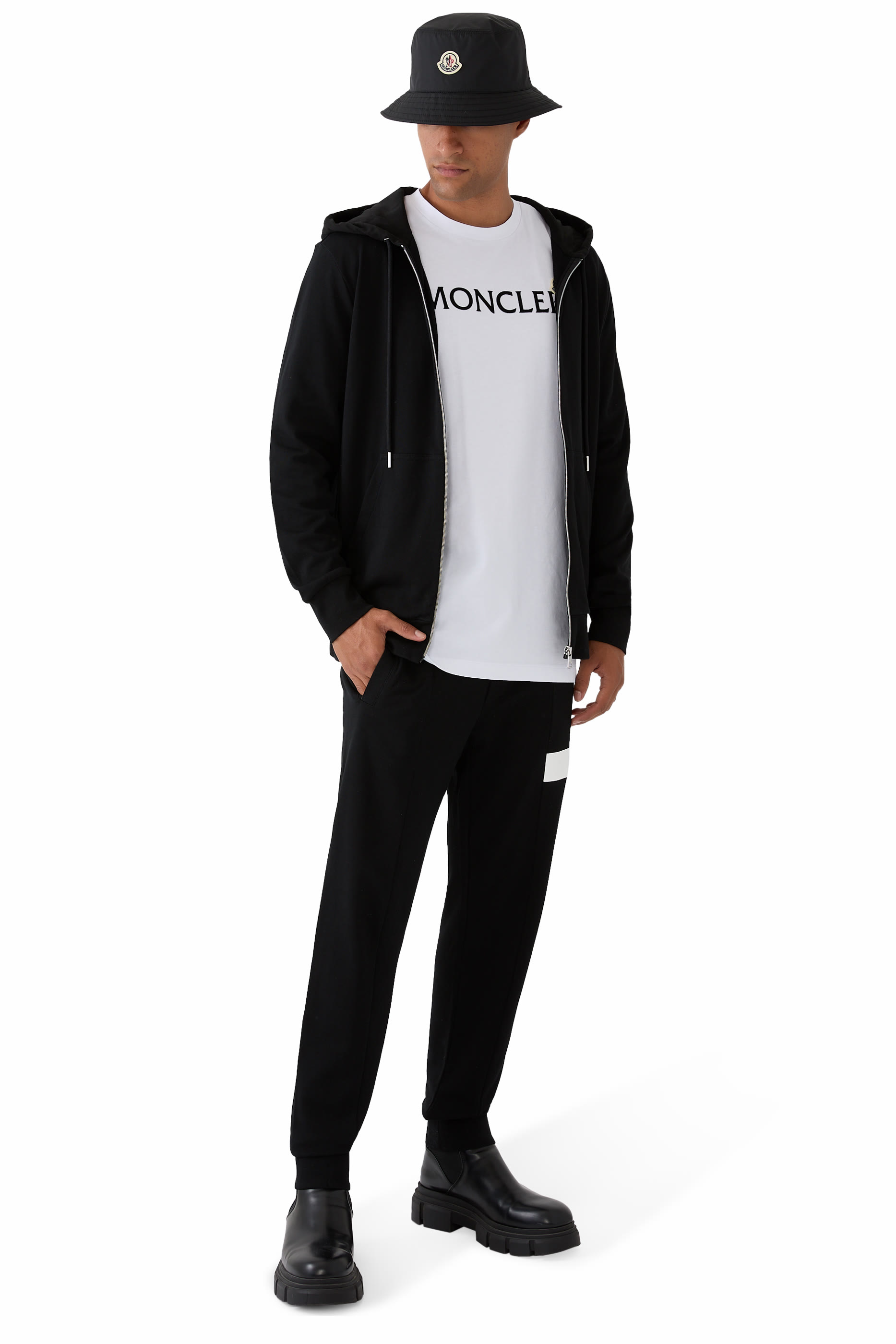 بنطال رياضي بملصق شعار الماركة