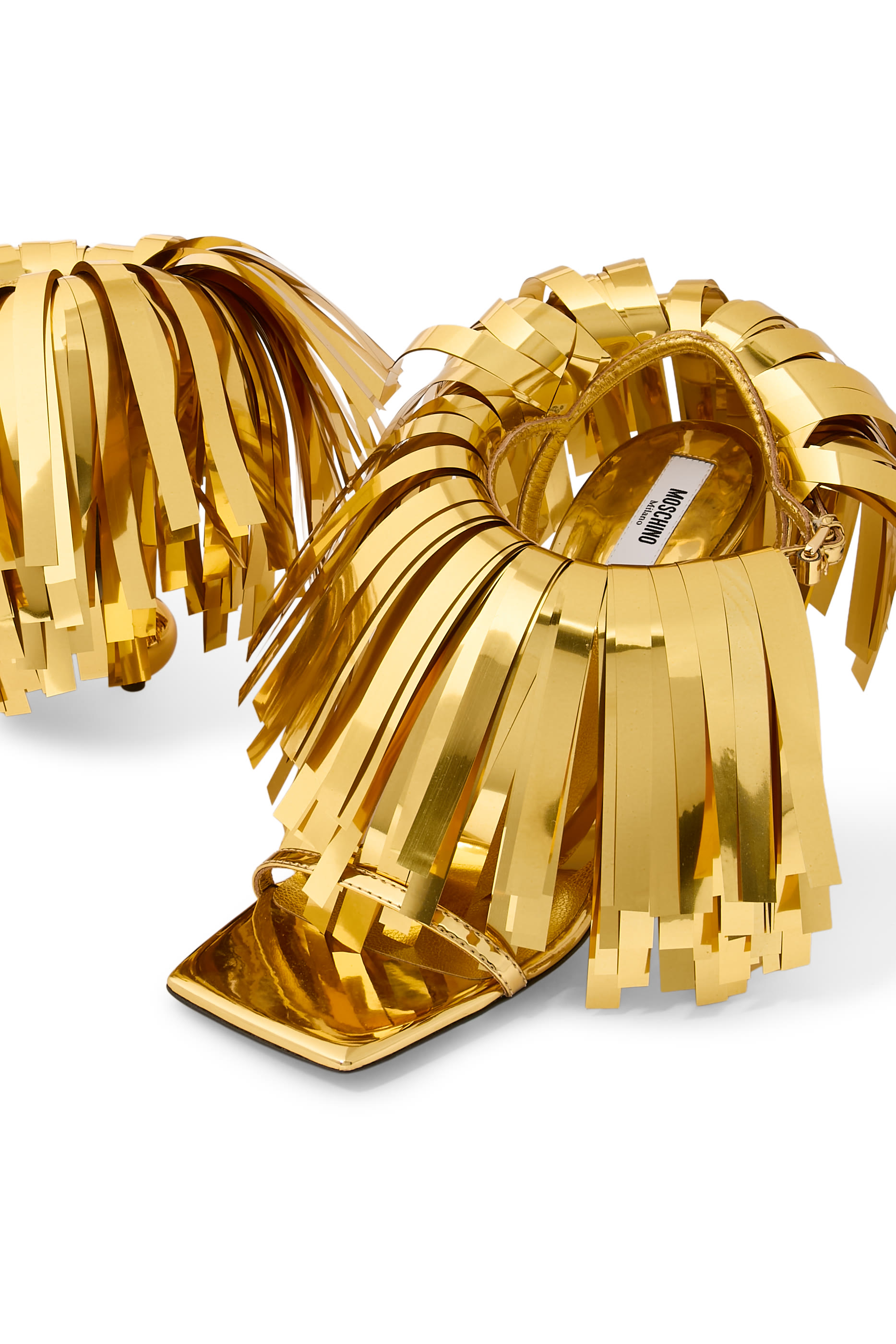 صندل 100 بتفاصيل عاكسة