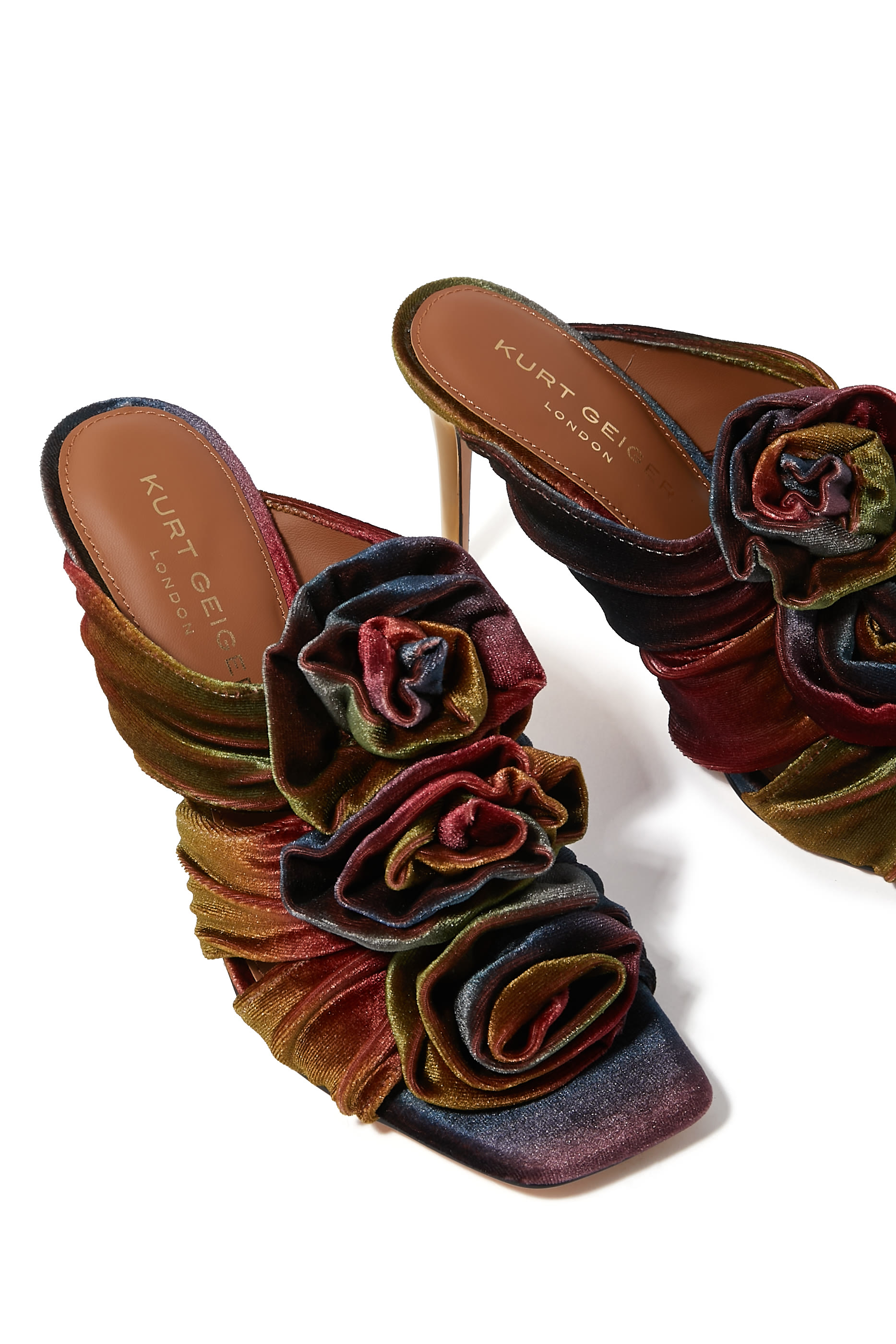 حذاء مفتوح بلوم 85