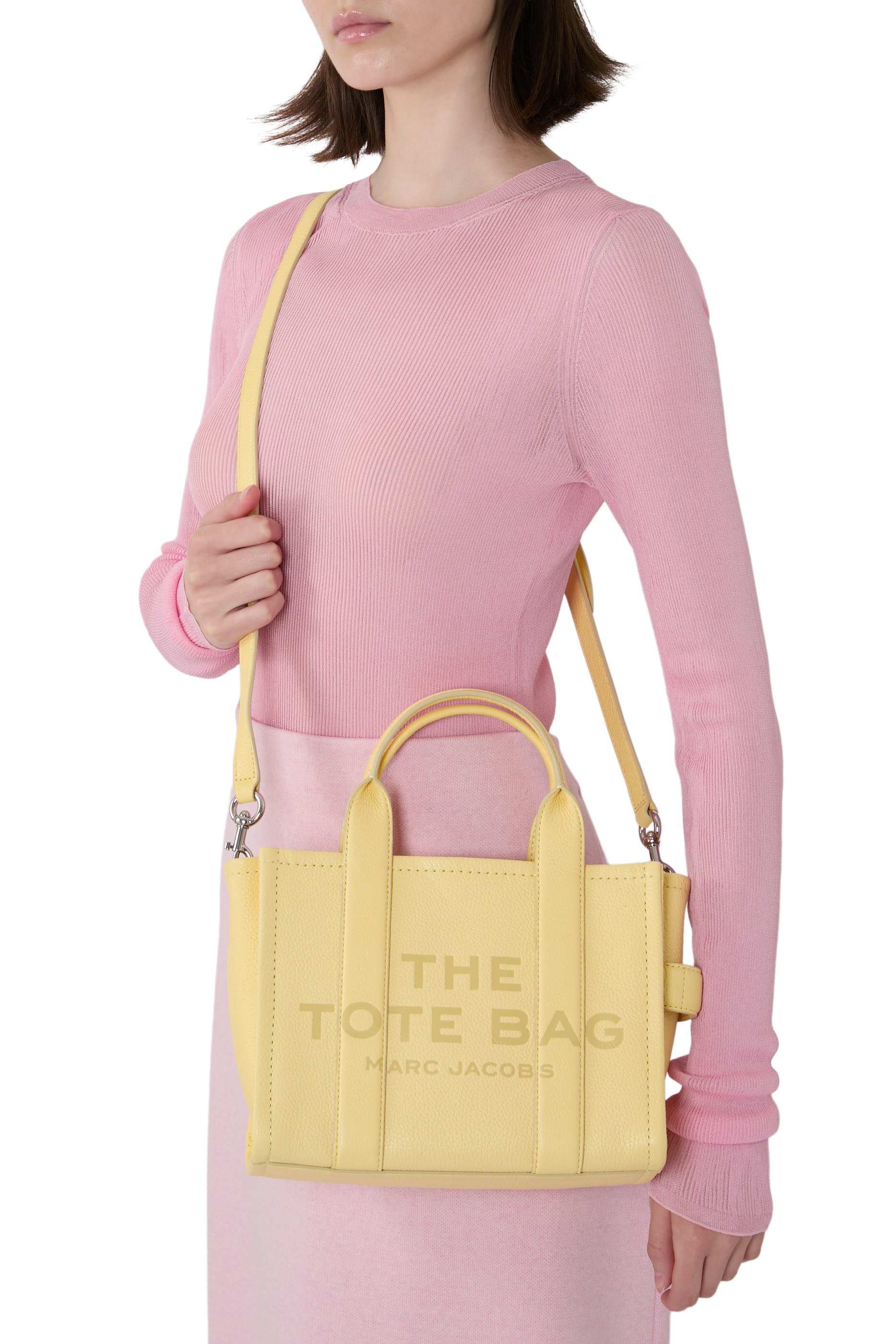 حقيبة يد صغيرة جلد