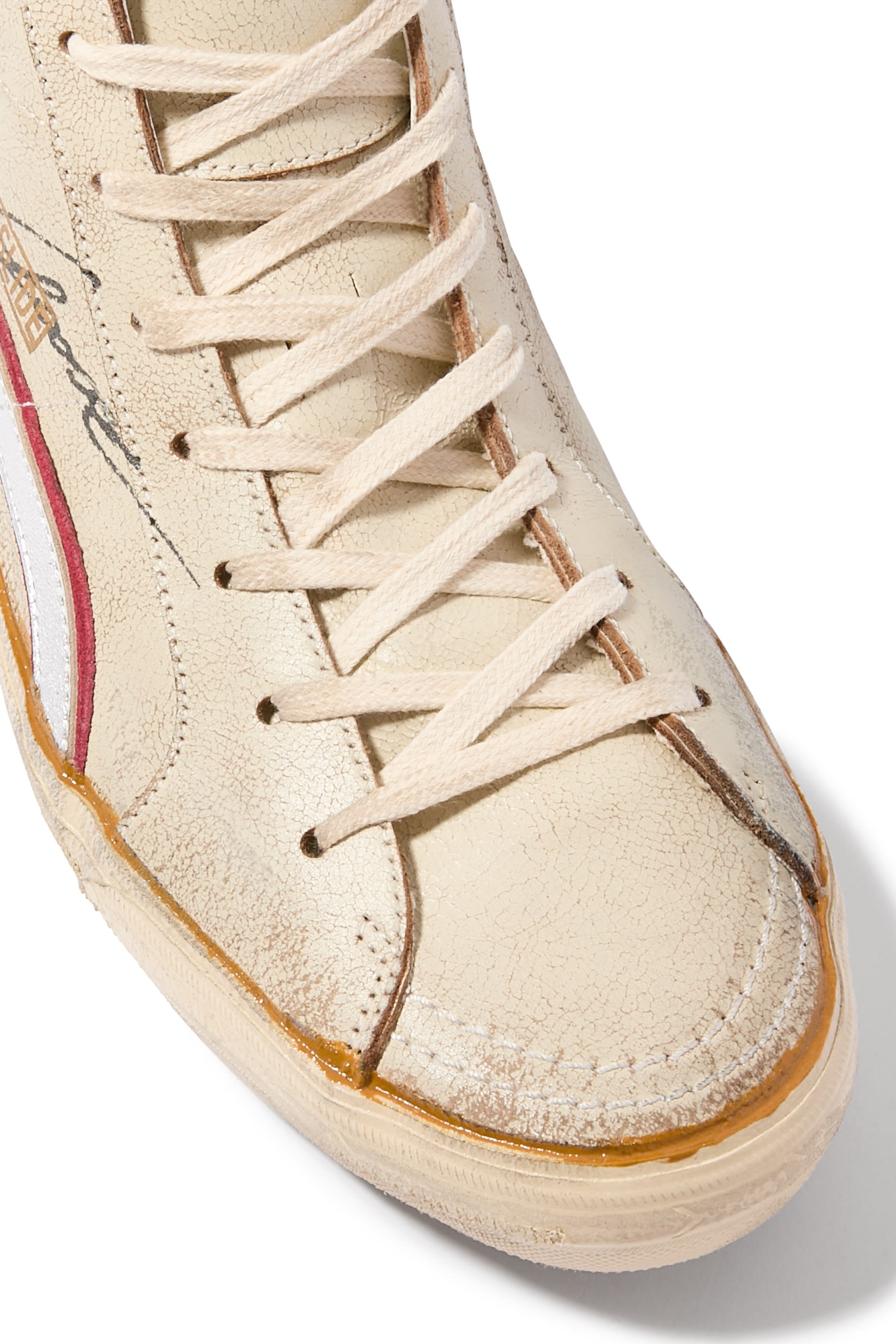 سنيكرز فينتج بتصميم سهل الارتداء