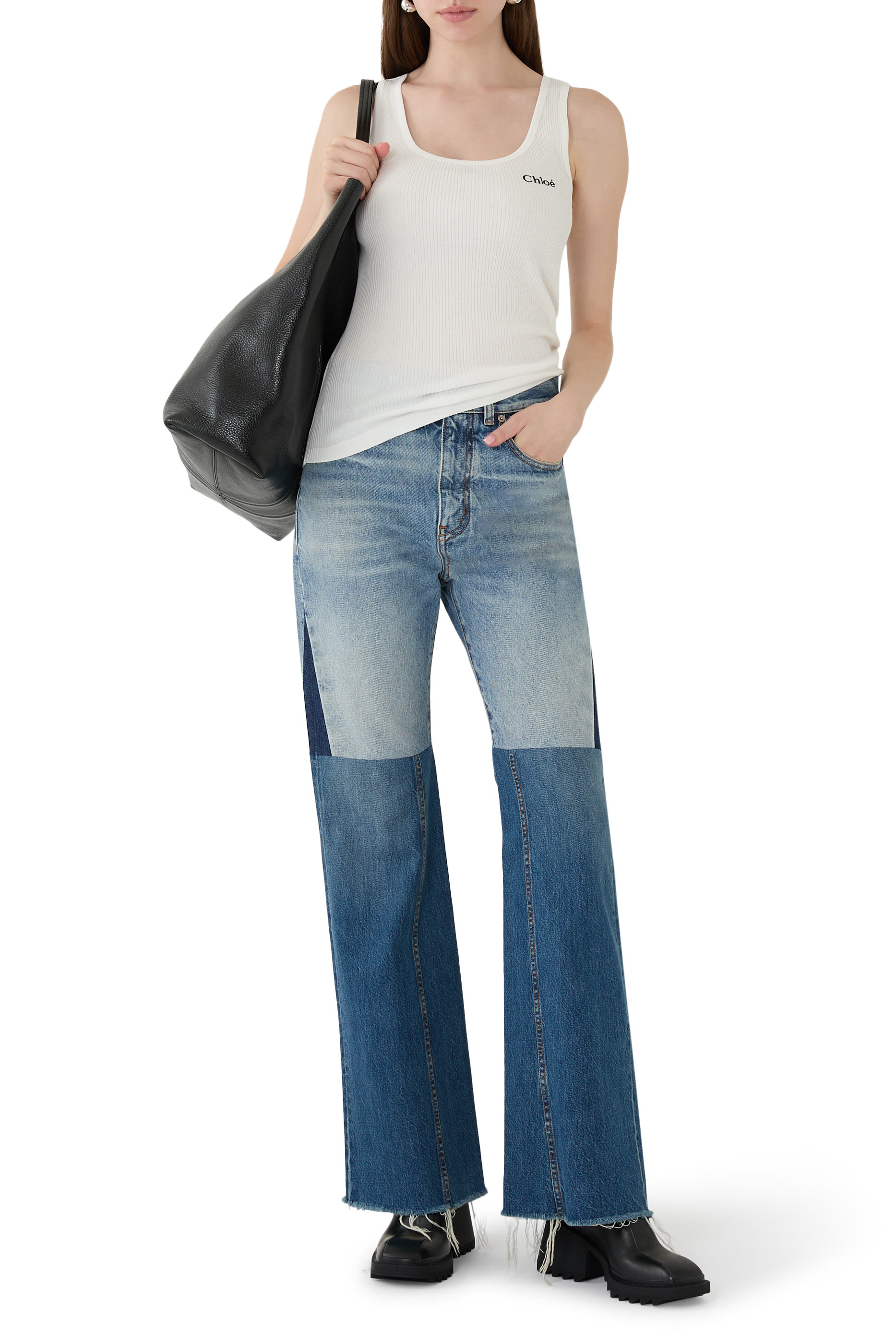 بلوزة بلا أكمام بشعار الماركة