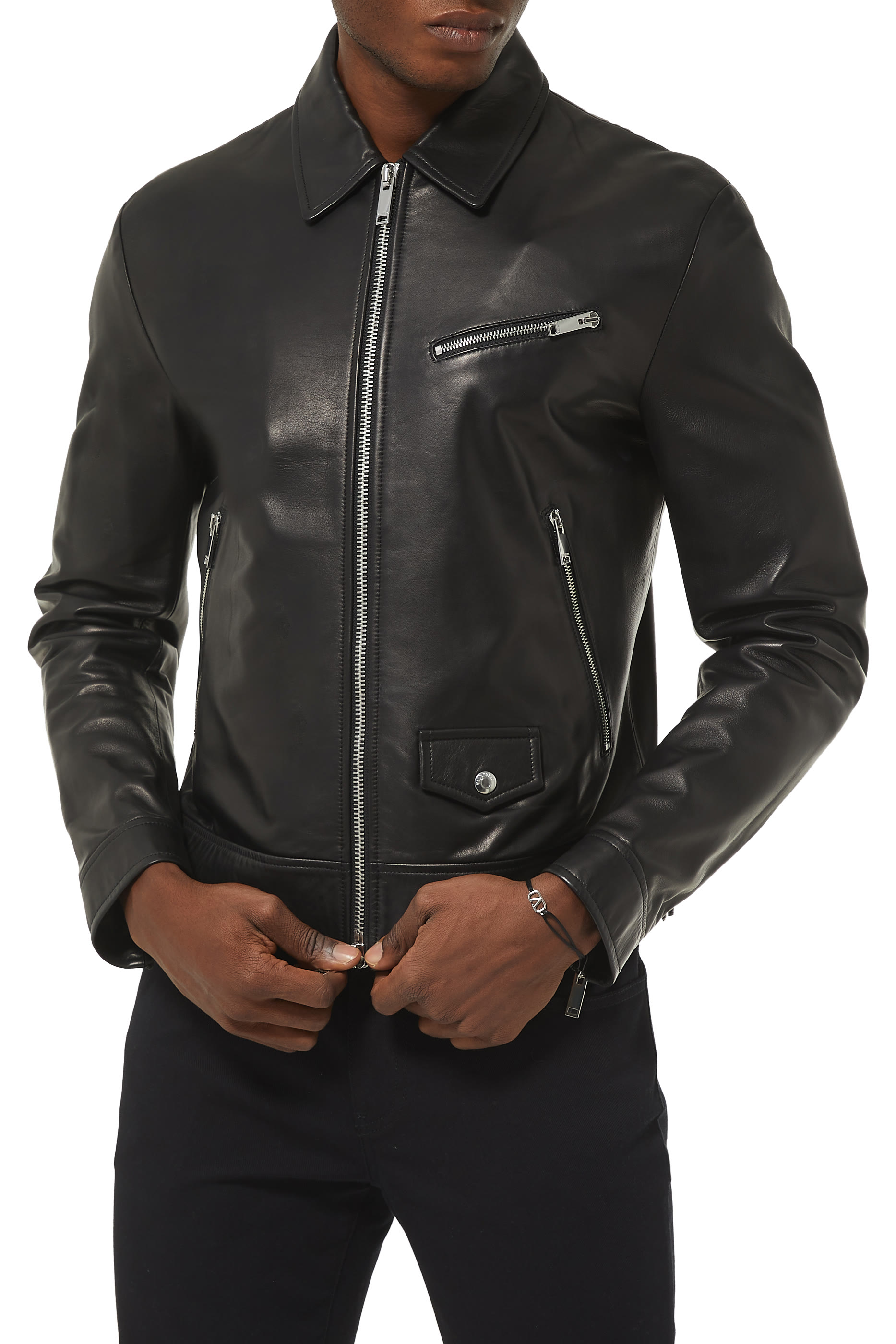 جاكيت جلد بنسيج إنتارسيا من الخلف