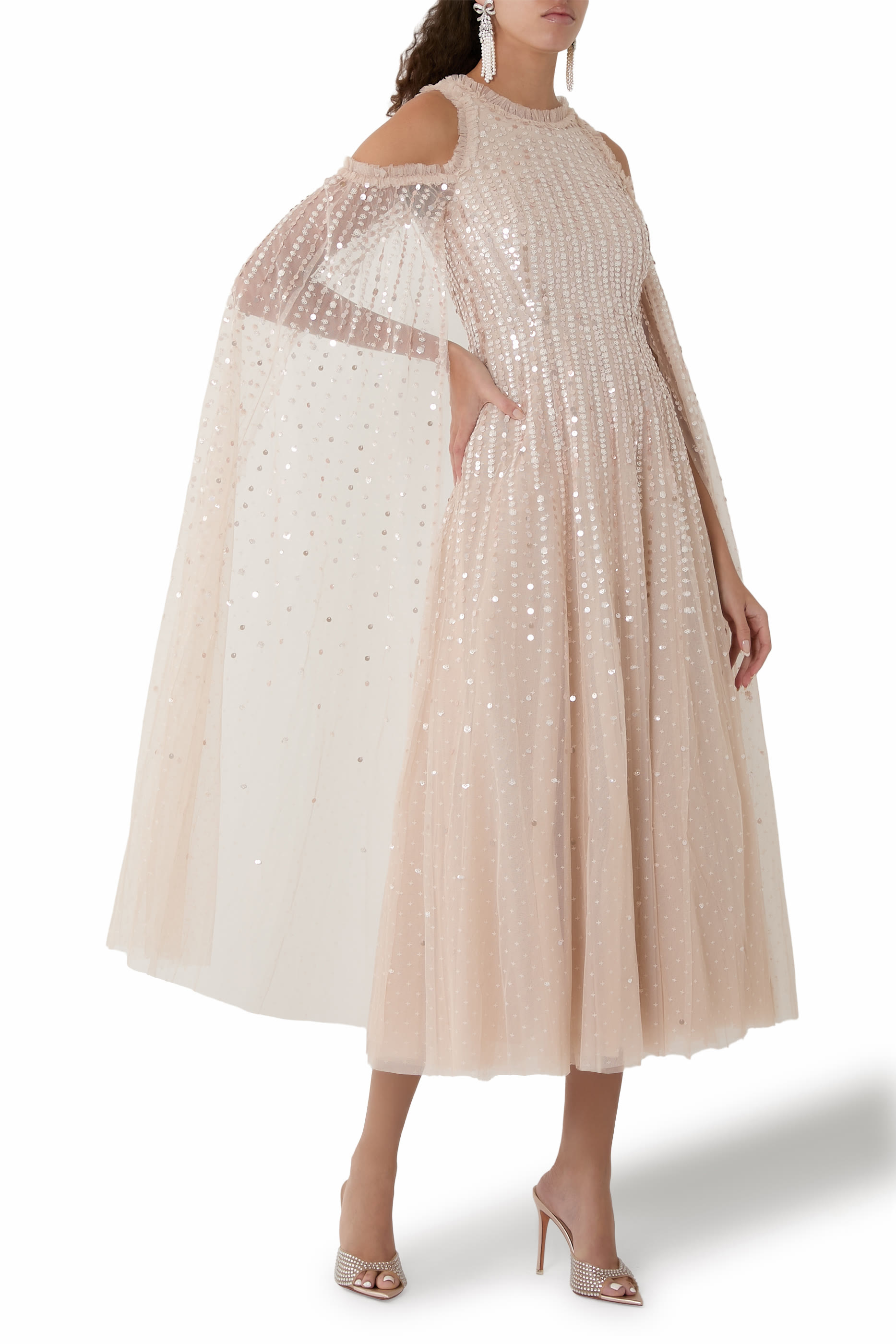 فستان سهرة مونلايت بطول الكاجحل بكاب وتطريزات ترتر 