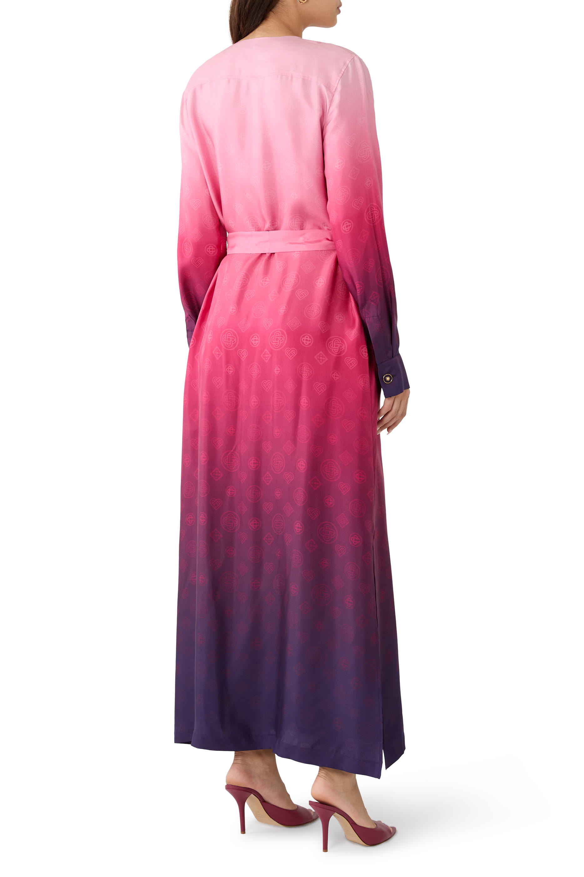 فستان بنمط قميص بلا ياقة