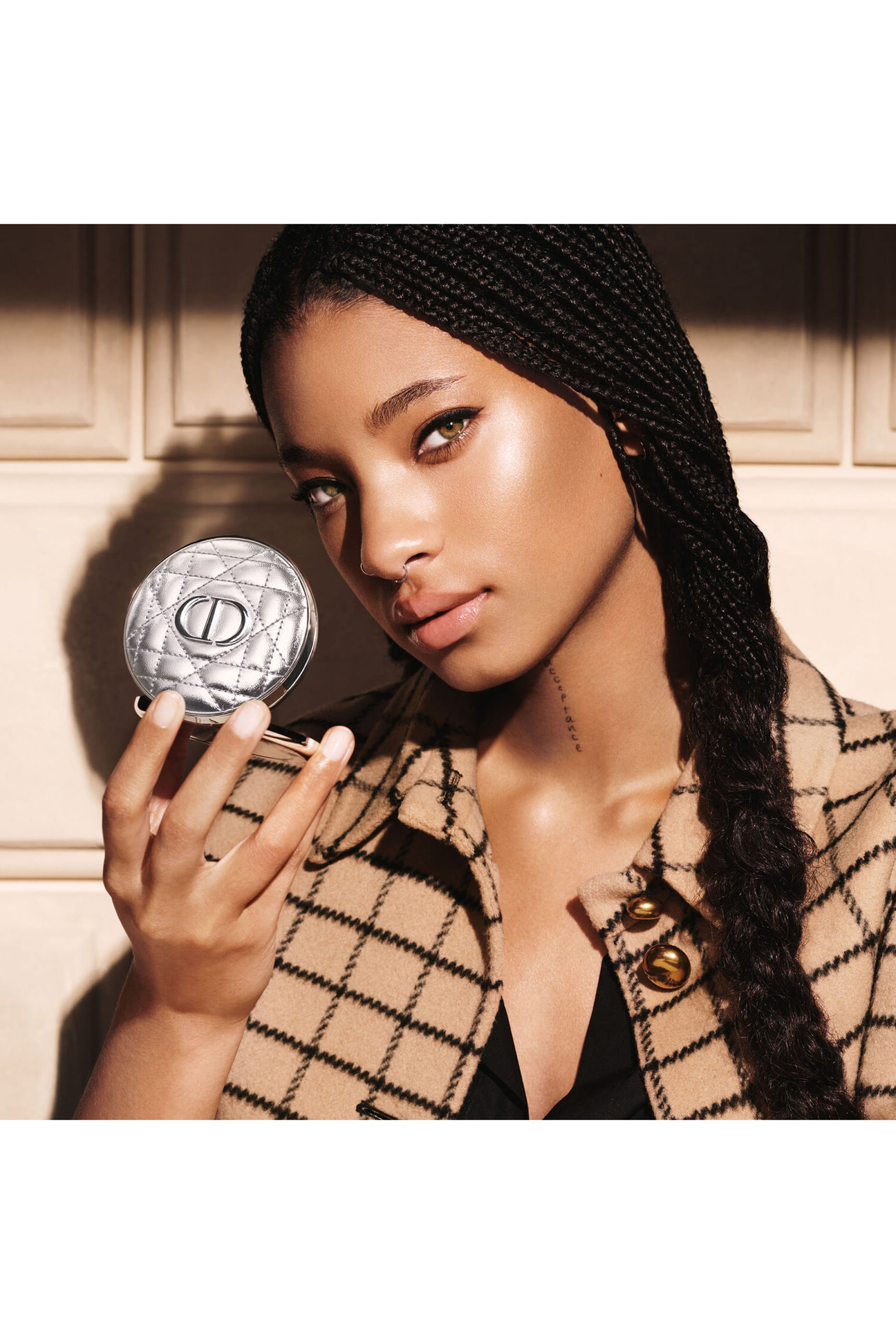 بودرة هايلايتر فوريفر لومينوس جلو