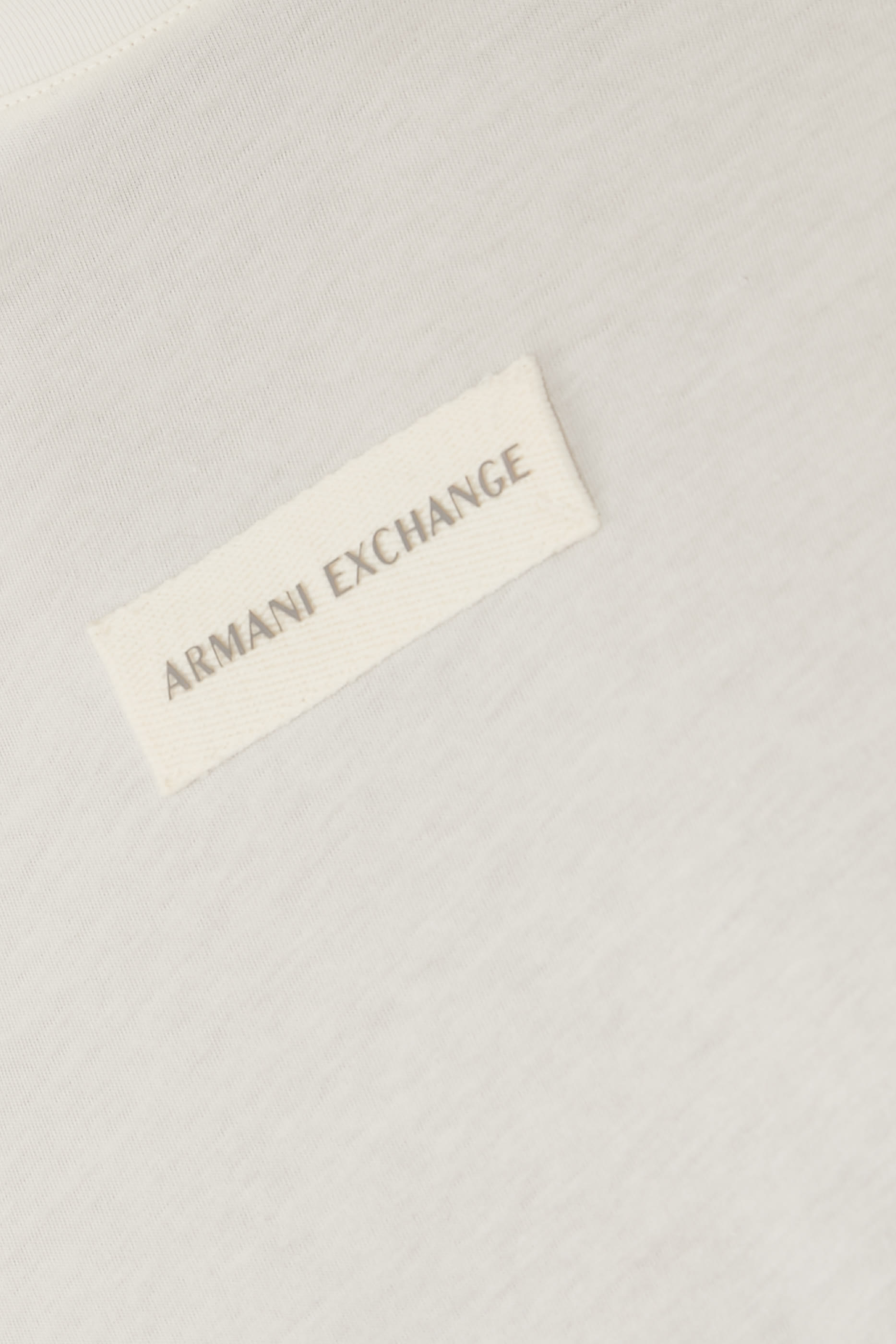 تيشيرت بشعار الماركة قطن جرسيه