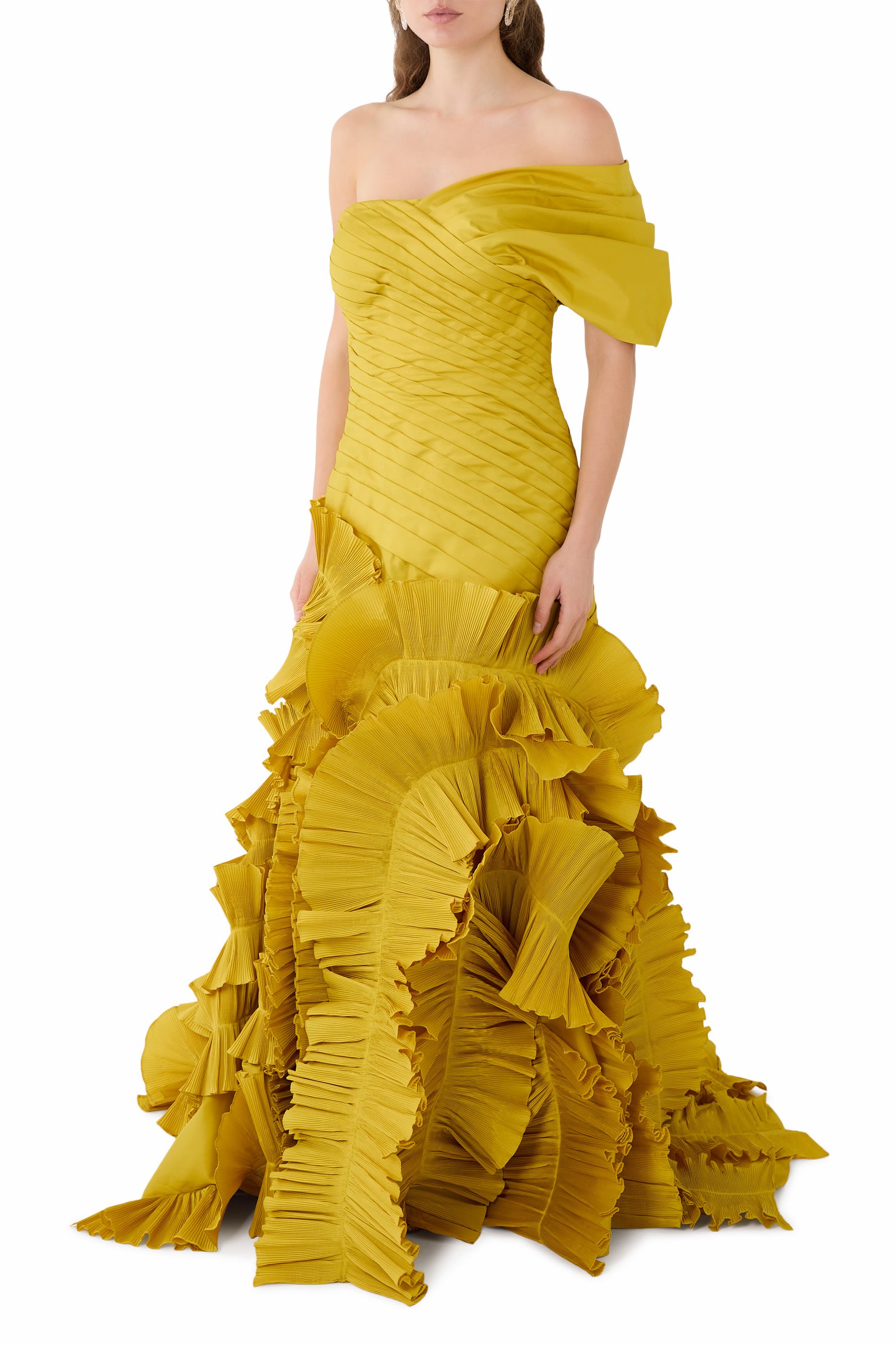 فستان سهرة بقصة ضيقة