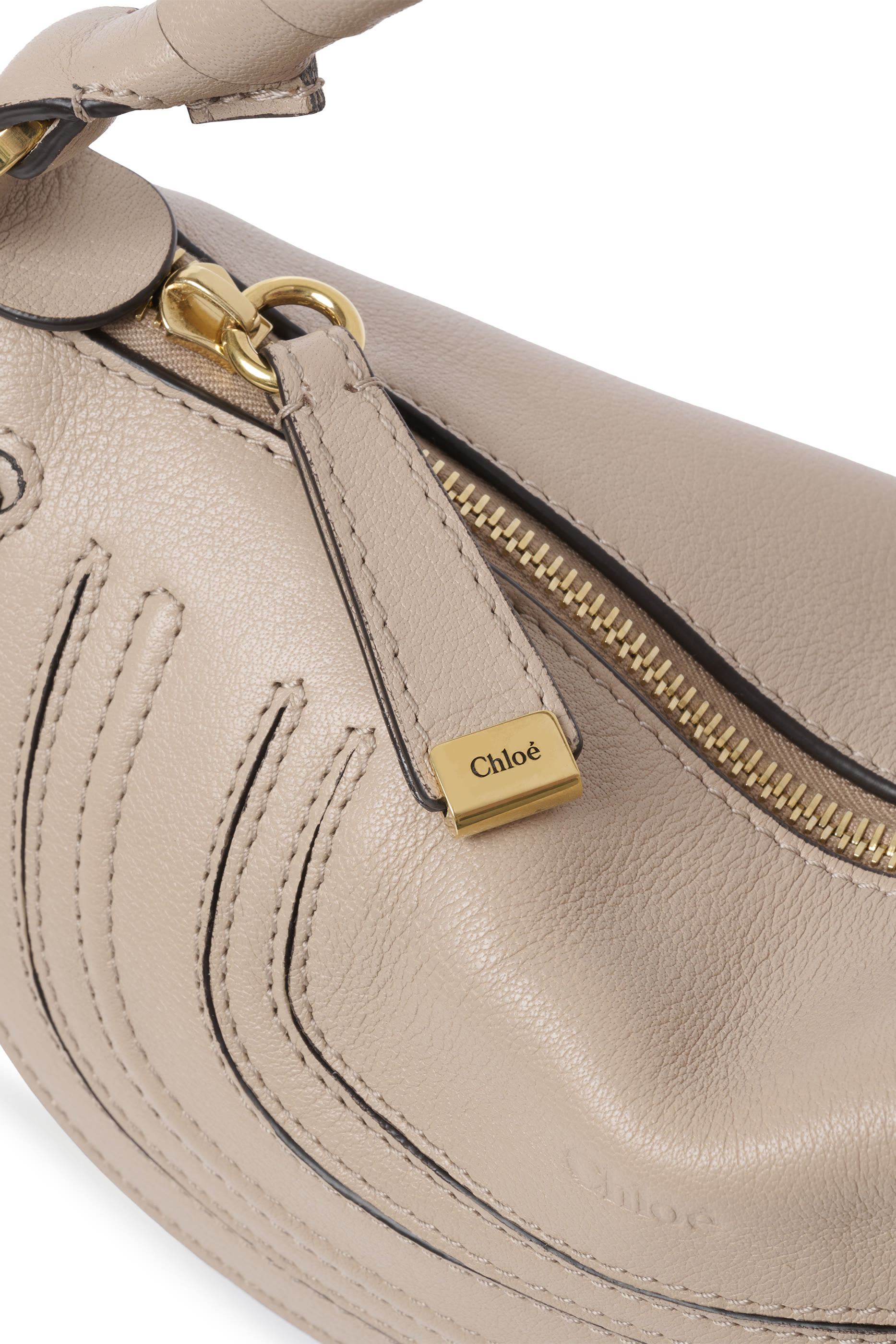 حقيبة كتف مارسي صغيرة