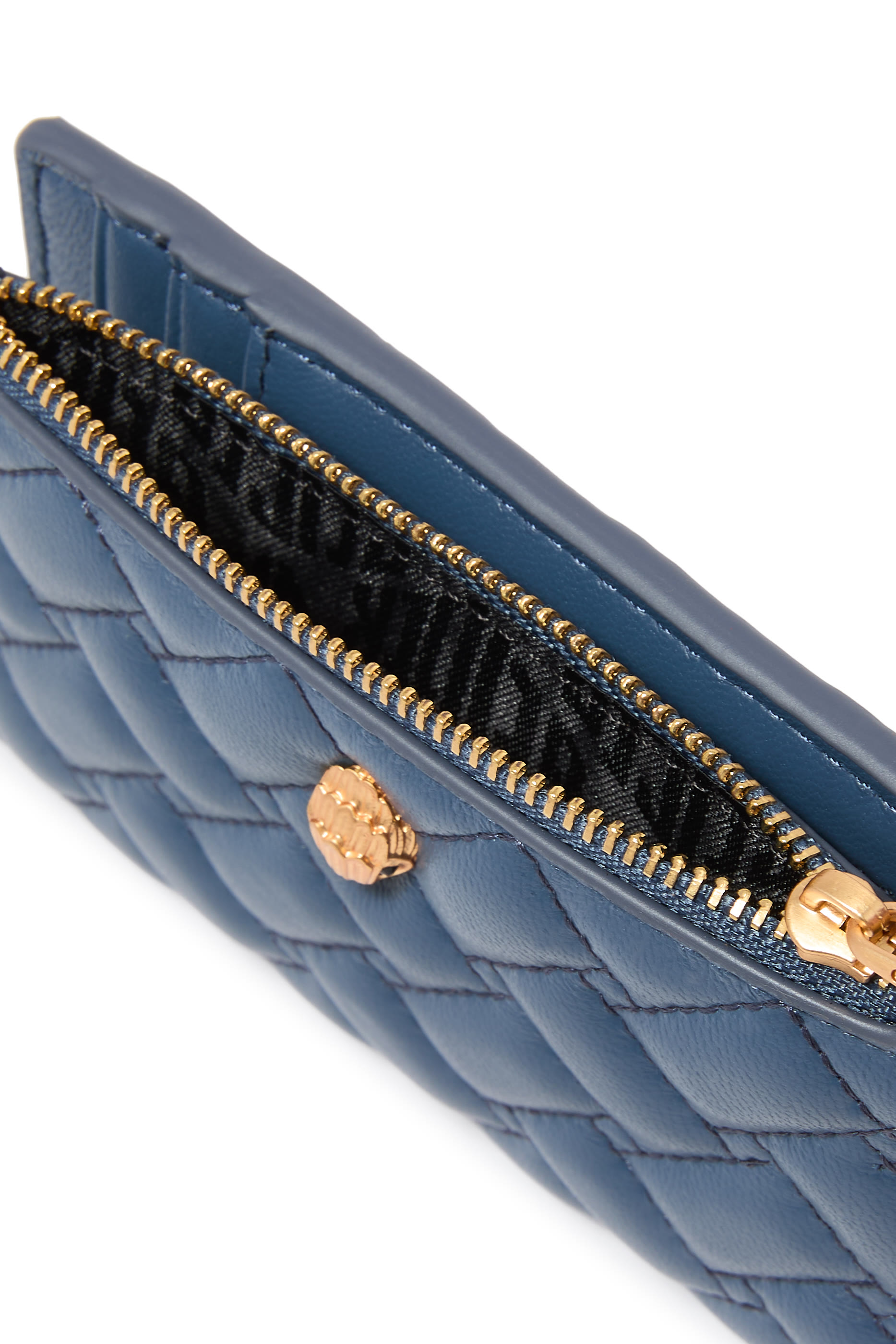 محفظة كنسينغتون بتصميم ثنائي الطي